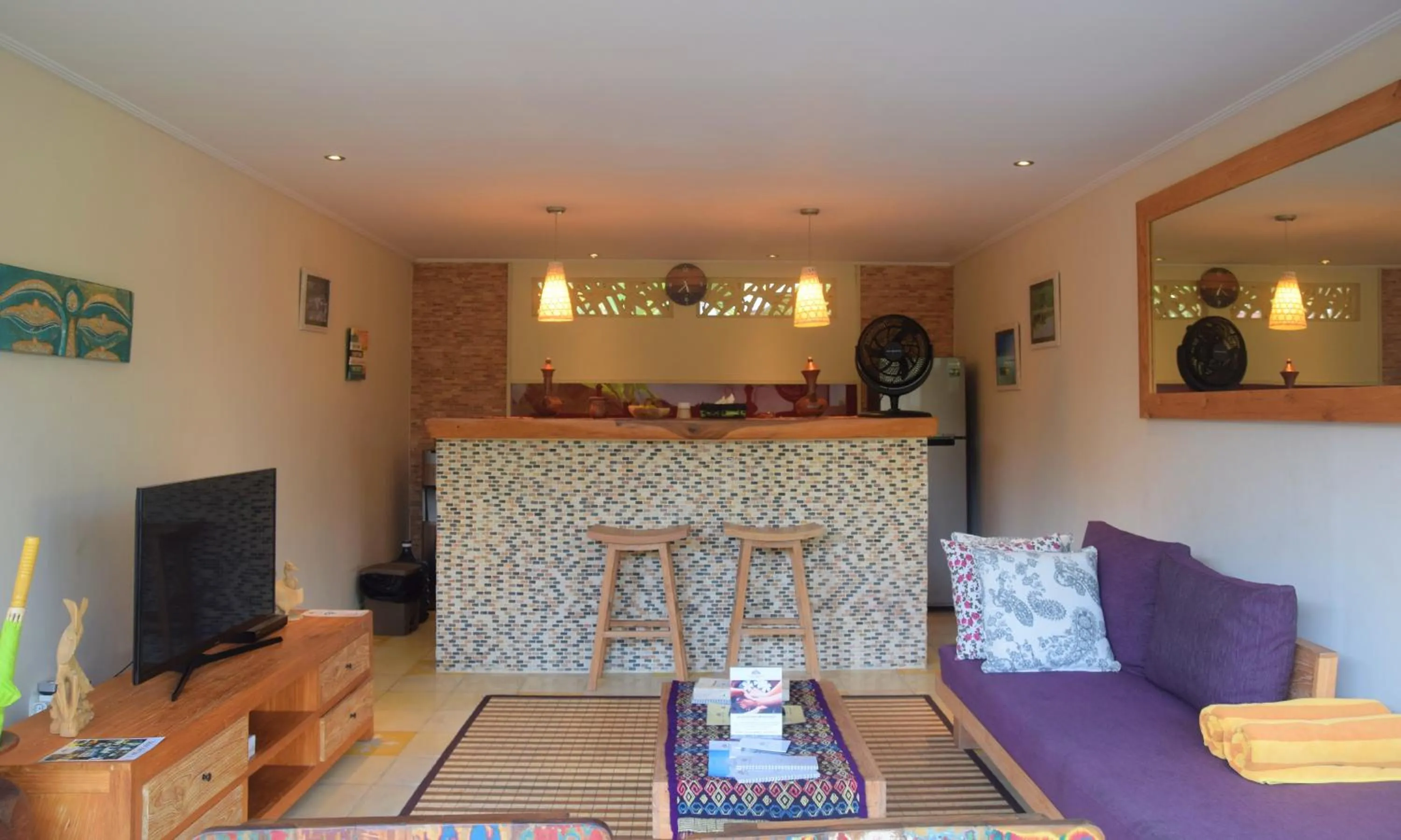 TV and multimedia in Taman Amertha Villas by Maha Bali