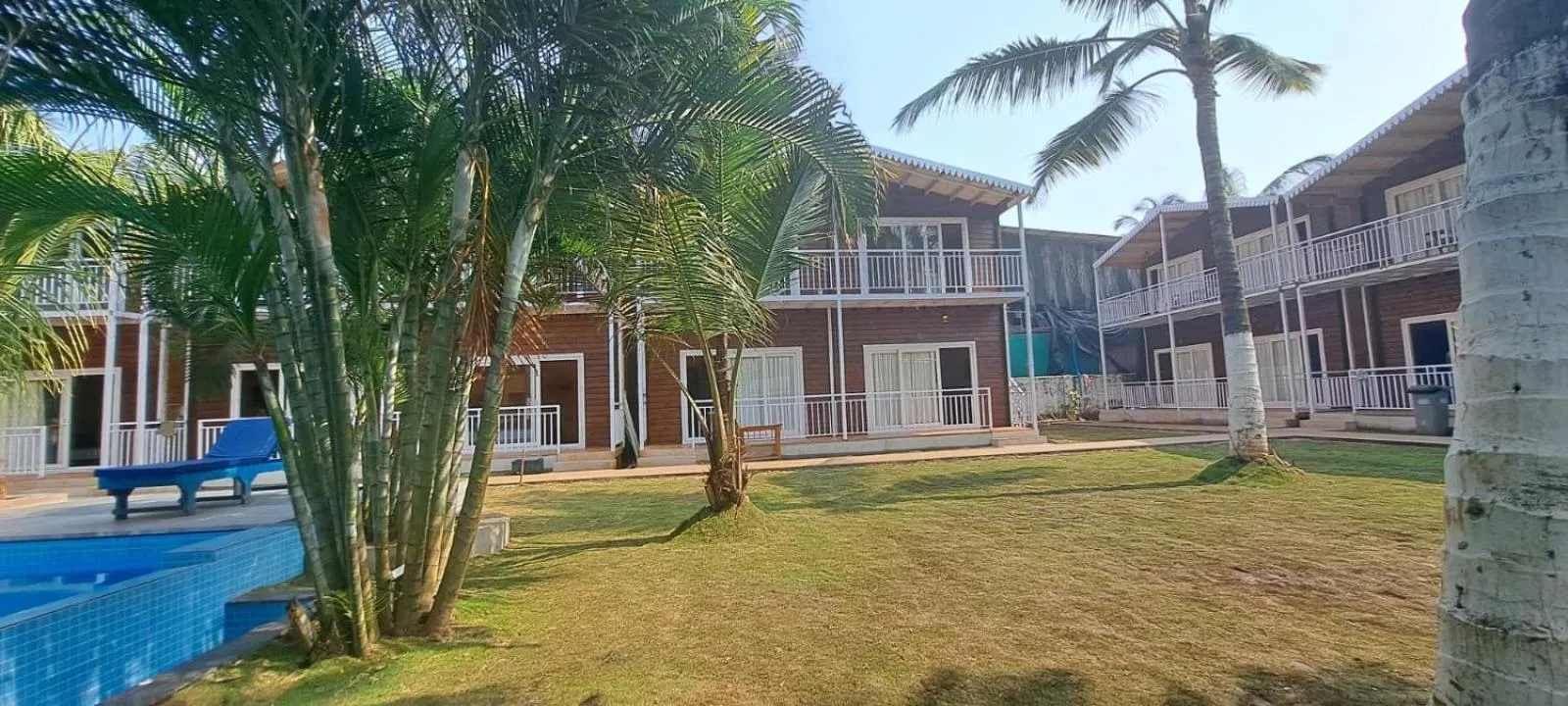 Property building in Shaan Coco Palms Beach Resort