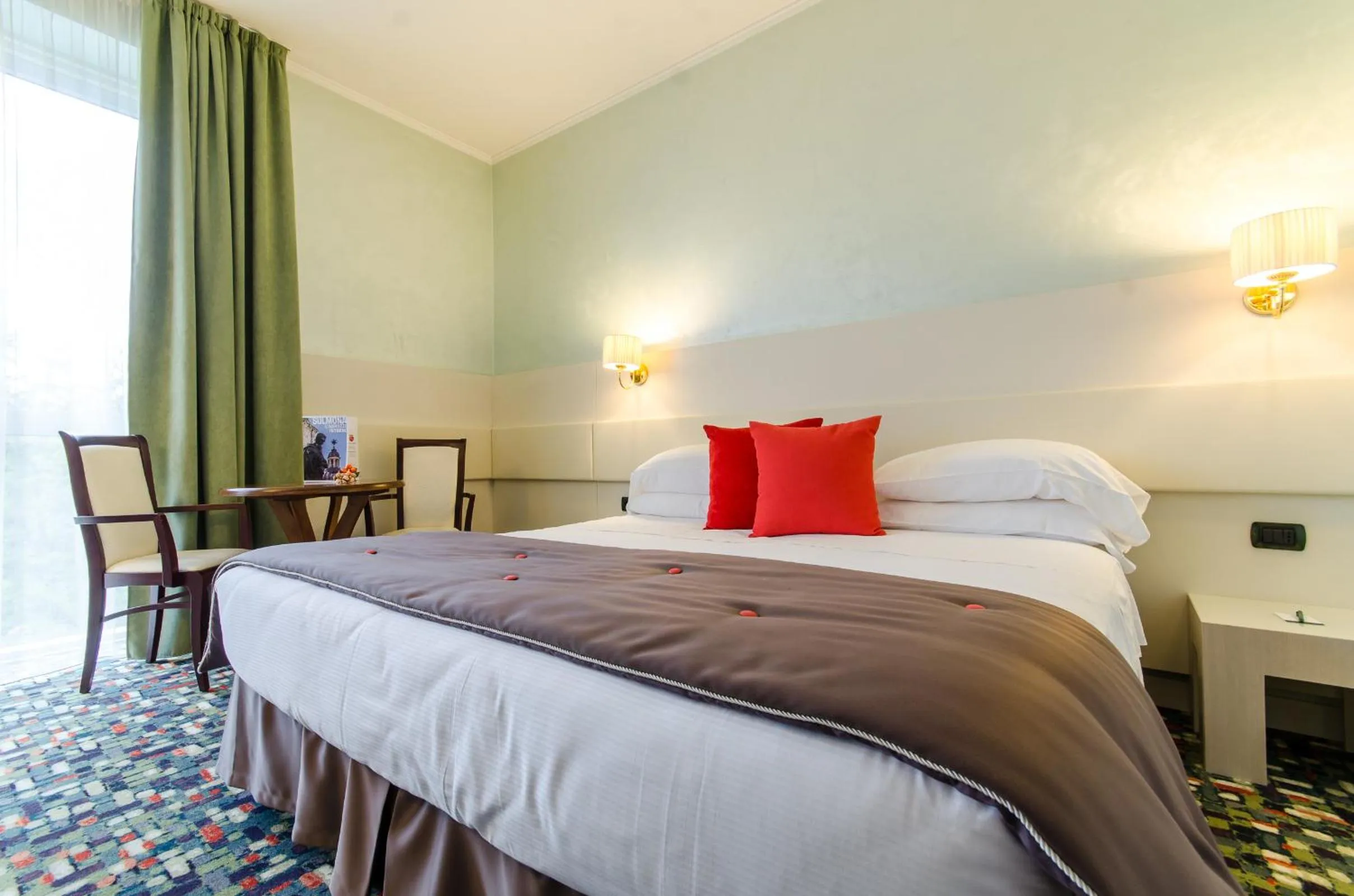 Photo of the whole room, Bed in Hotel Ovidius