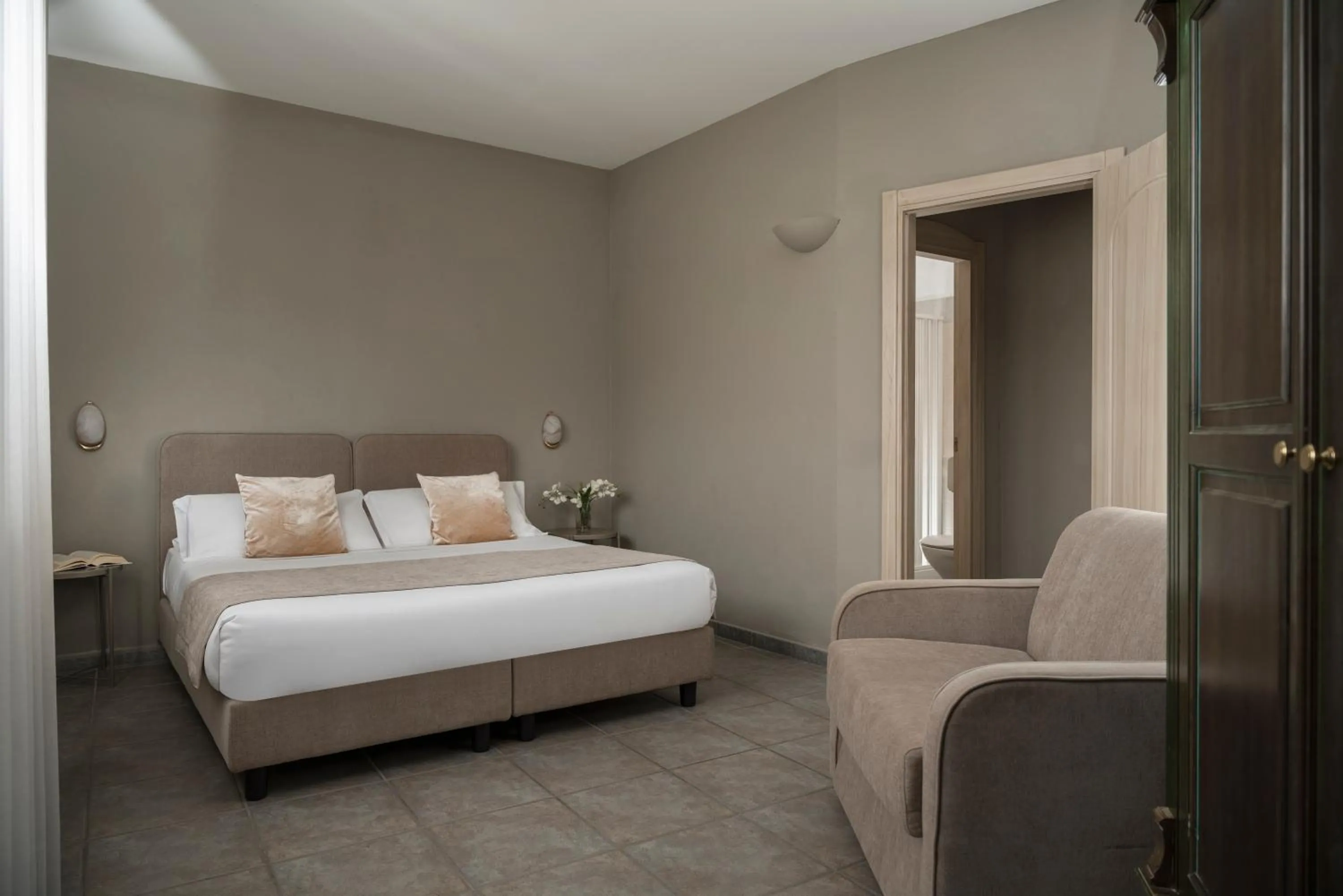 Photo of the whole room, Bed in Hotel Don Luis