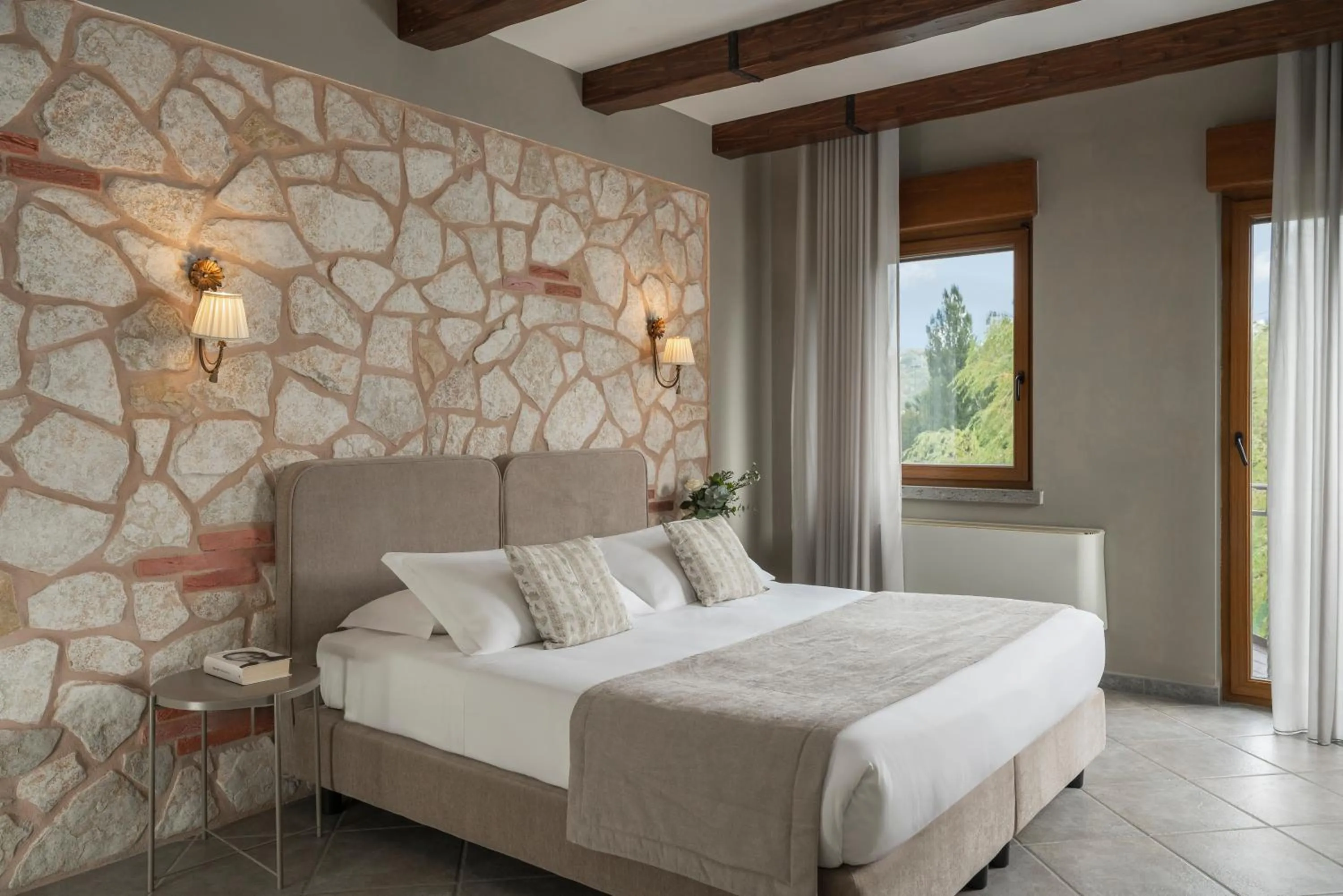 Bedroom, Bed in Hotel Don Luis