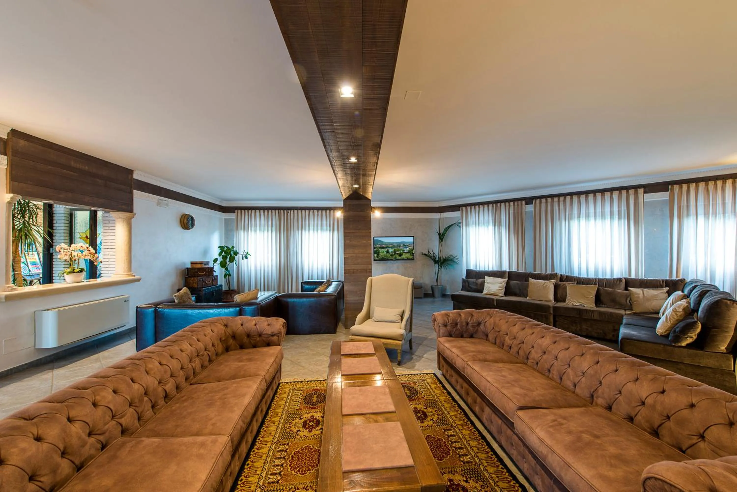 Lobby or reception in Hotel Don Luis