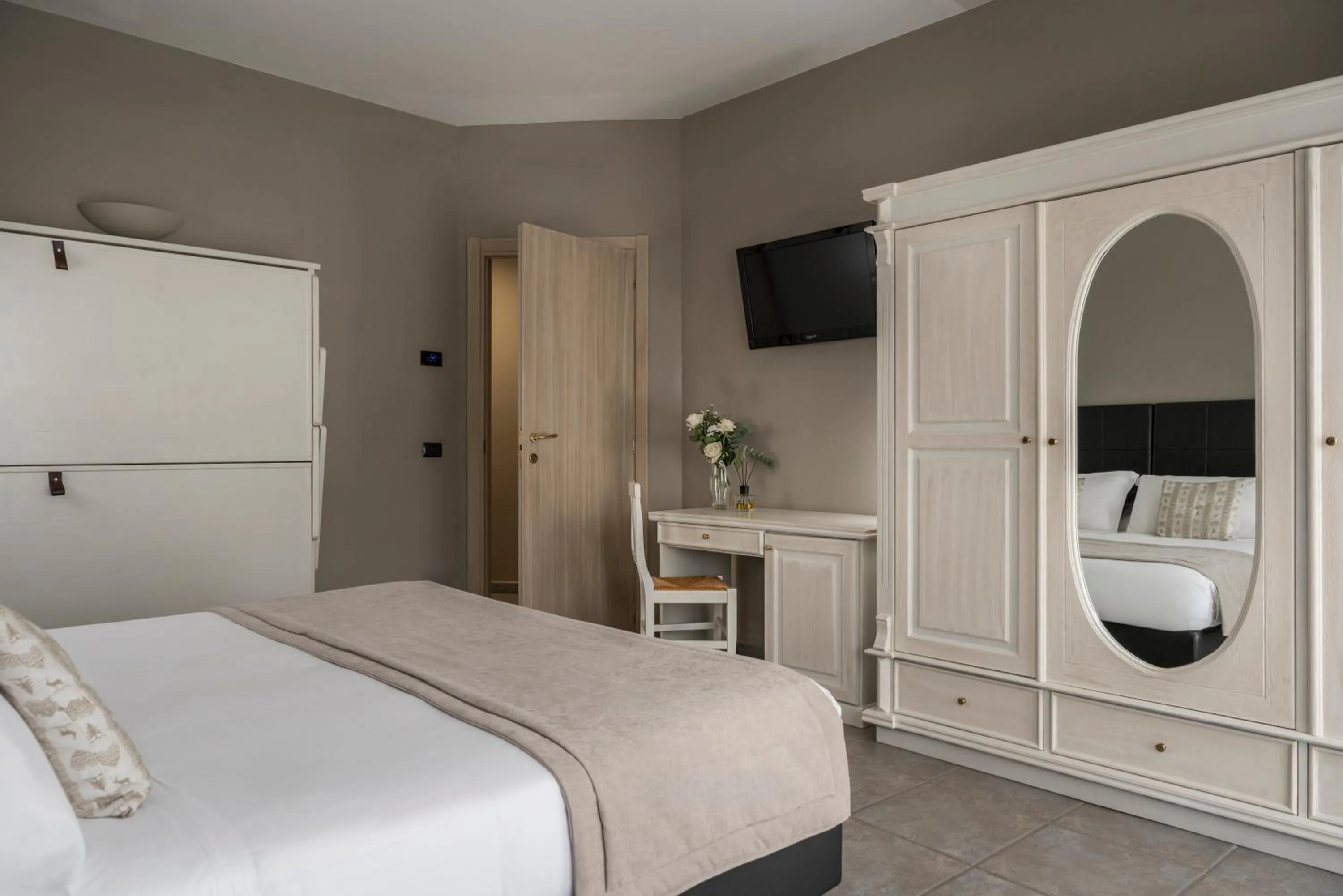 Bedroom, Bed in Hotel Don Luis