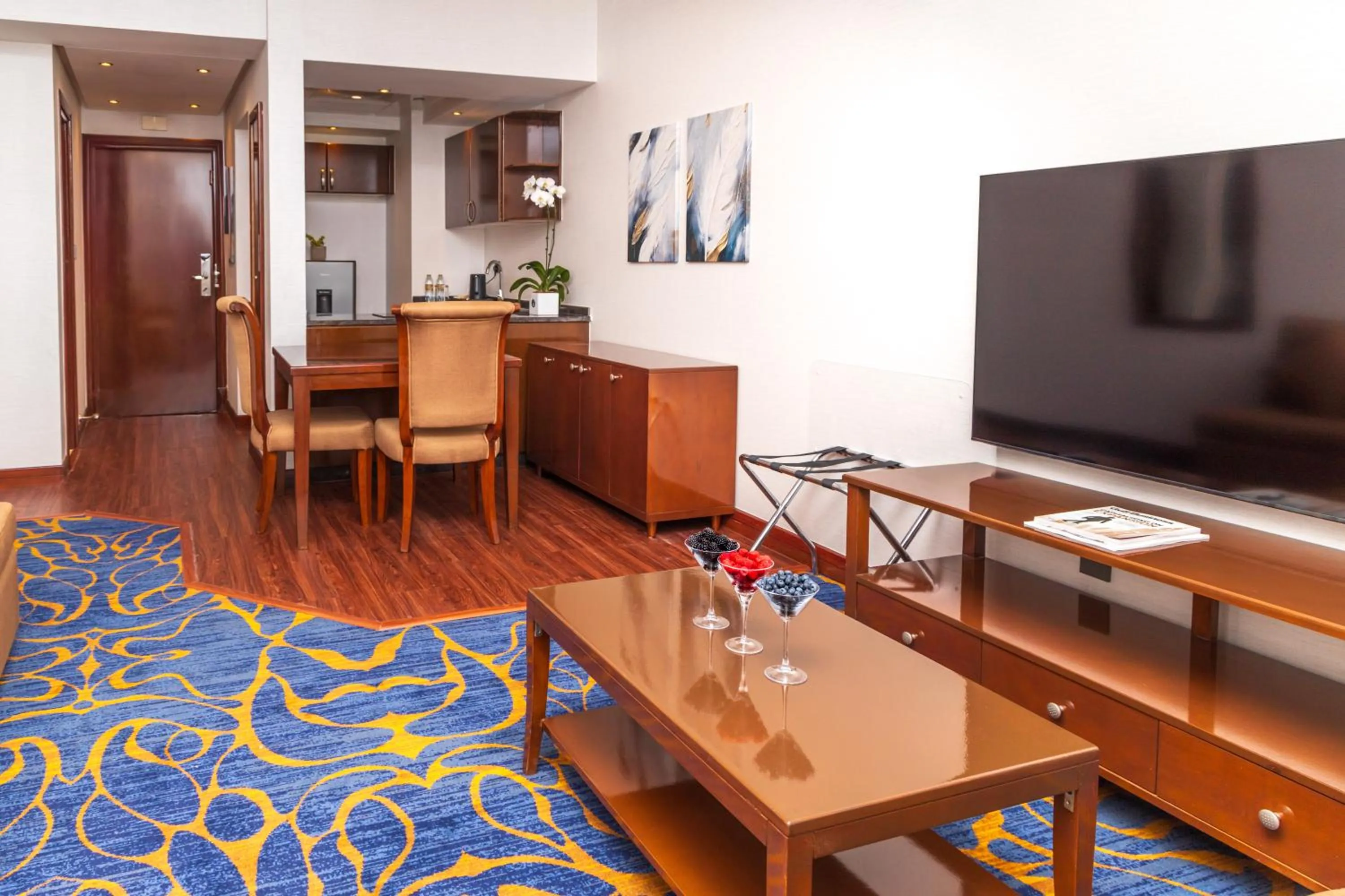 TV and multimedia in MD Hotel By Gewan