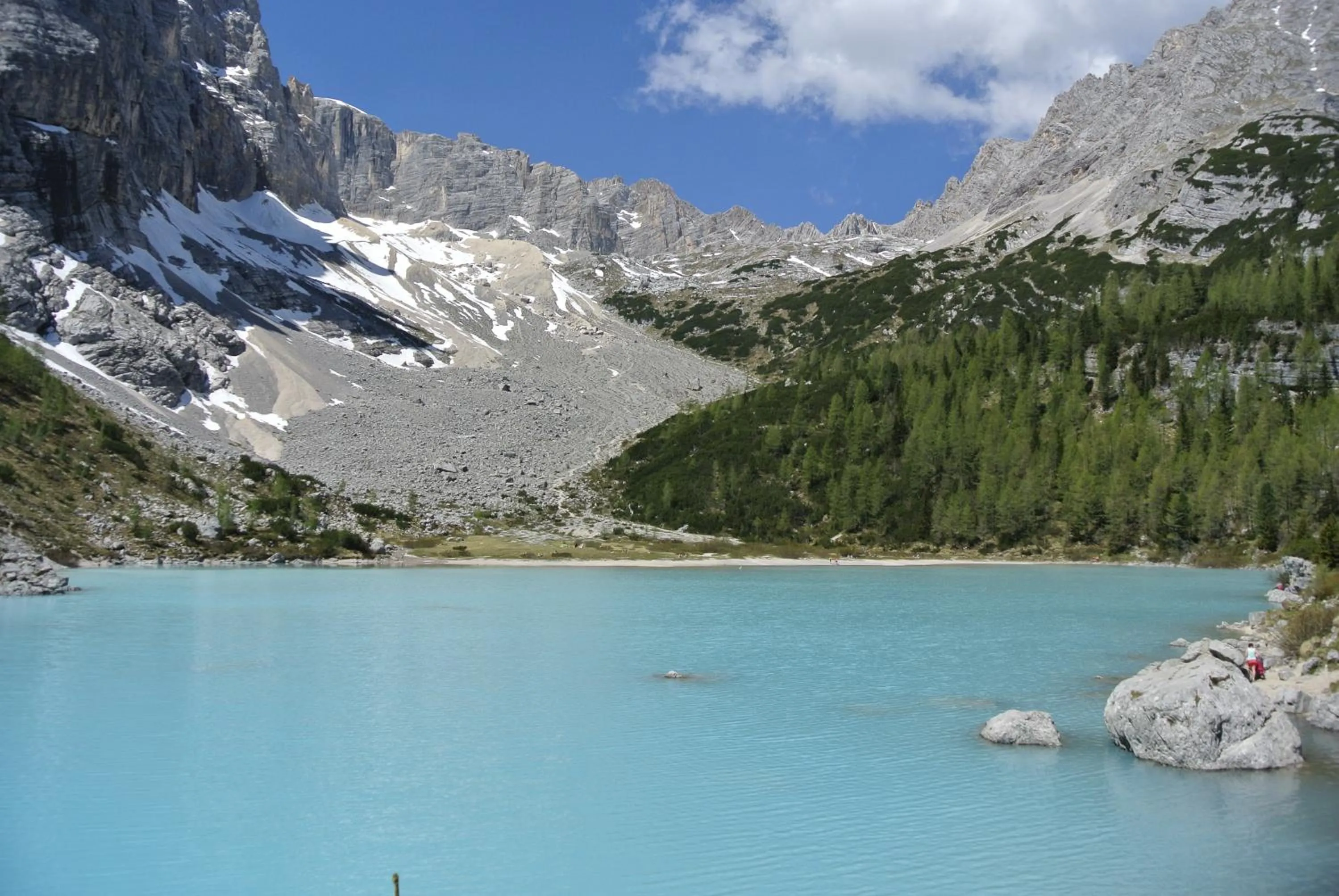 Hiking in Hotel Genziana