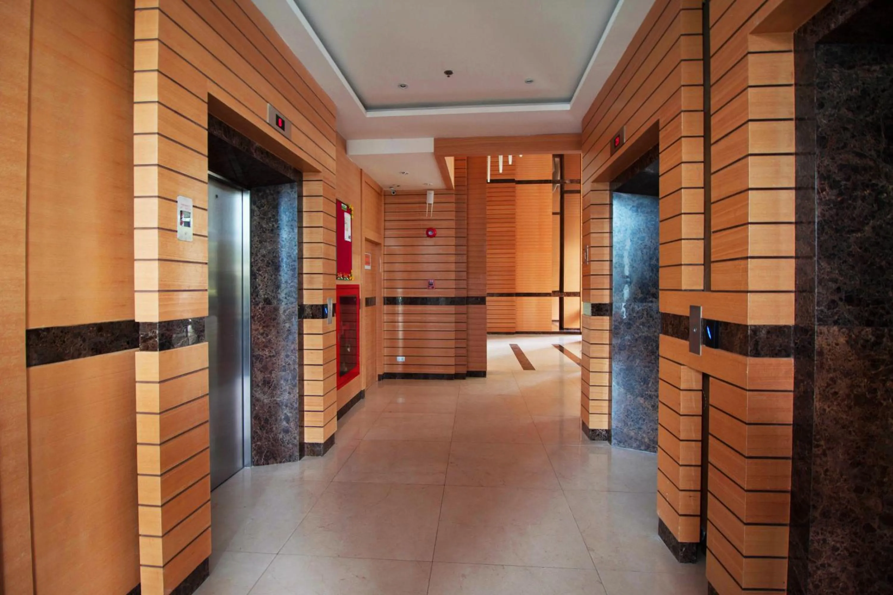 Facade/entrance in Wongamat Tower by Pattaya Sunny Rentals