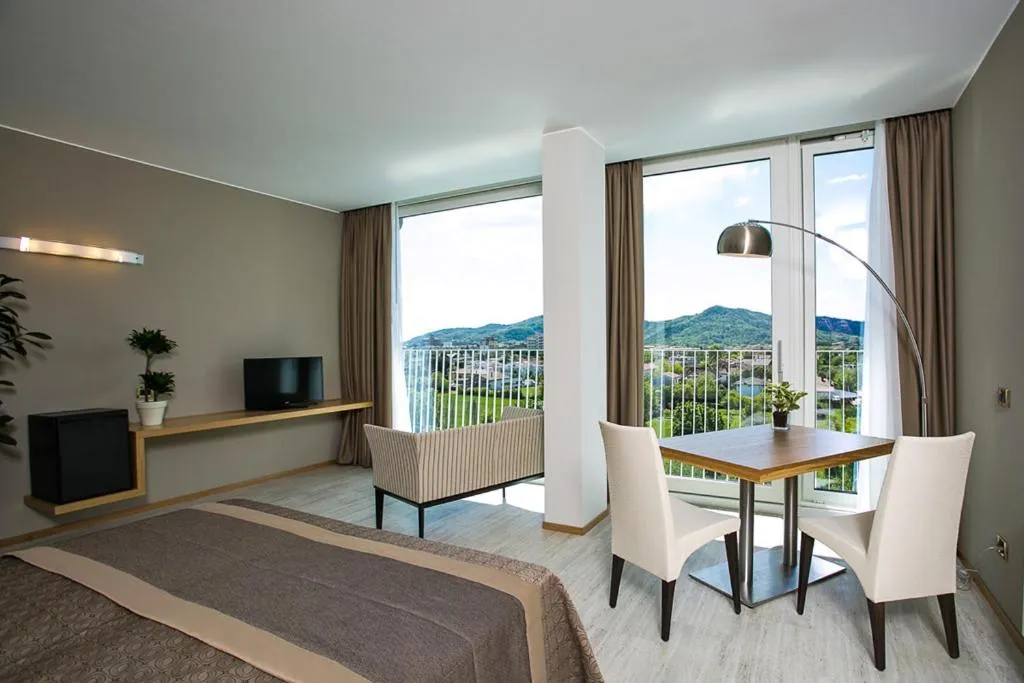 Bed in Hotel Abano Astoria