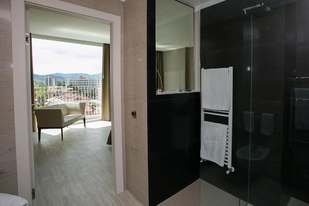 Bathroom in Hotel Abano Astoria