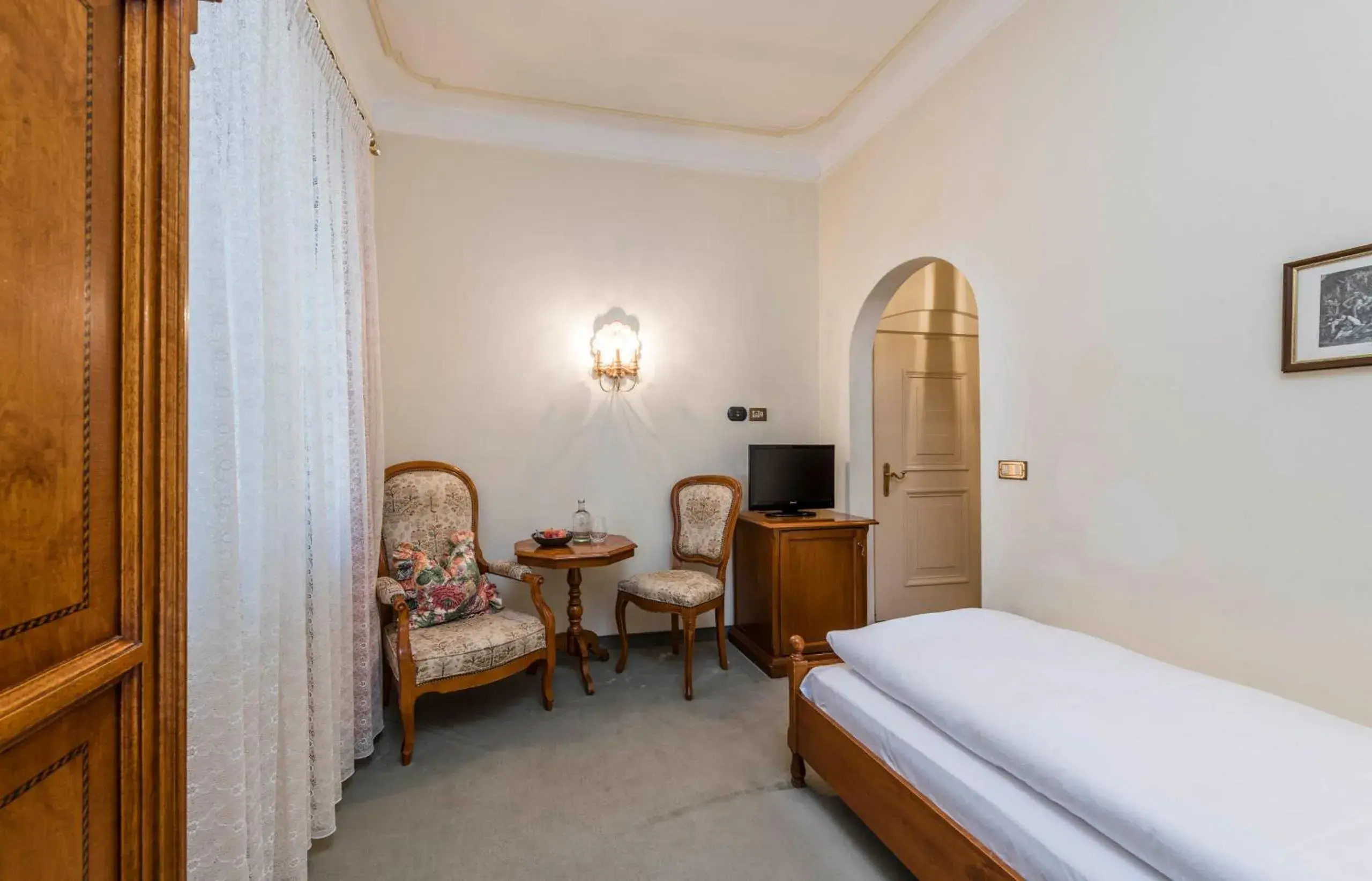 Standard Single Room in Romantik Hotel & Restaurant Stafler Standard Single Room in Romantik Hotel & Restaurant Stafler