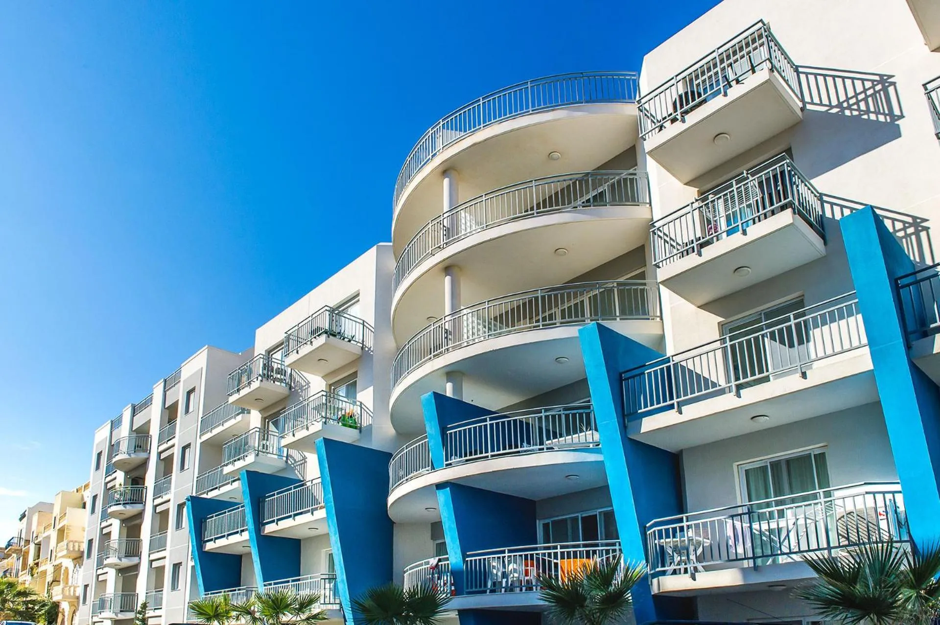 Property building in Hillock Residence Apartments