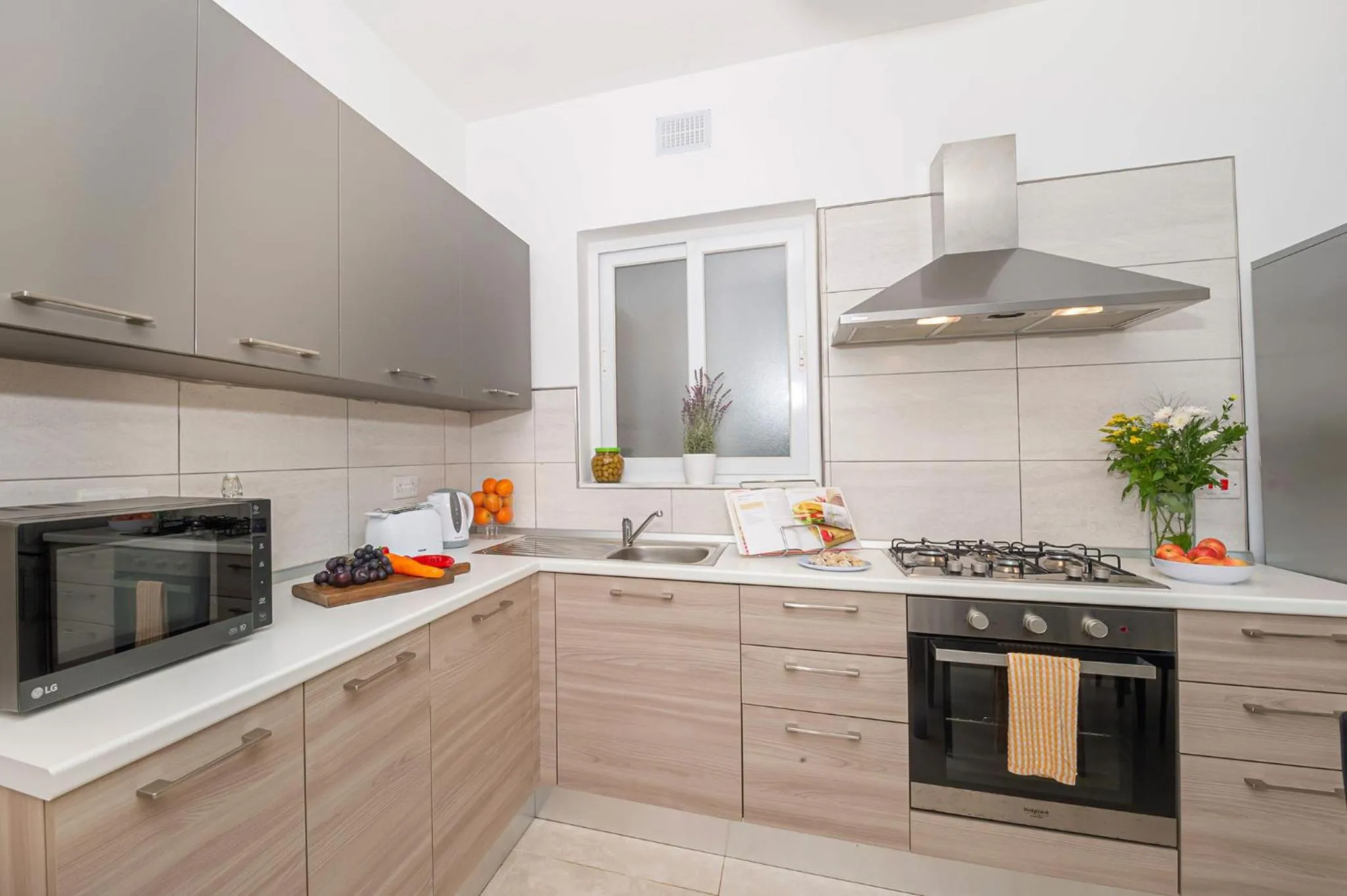 Hillock Residence Apartments
