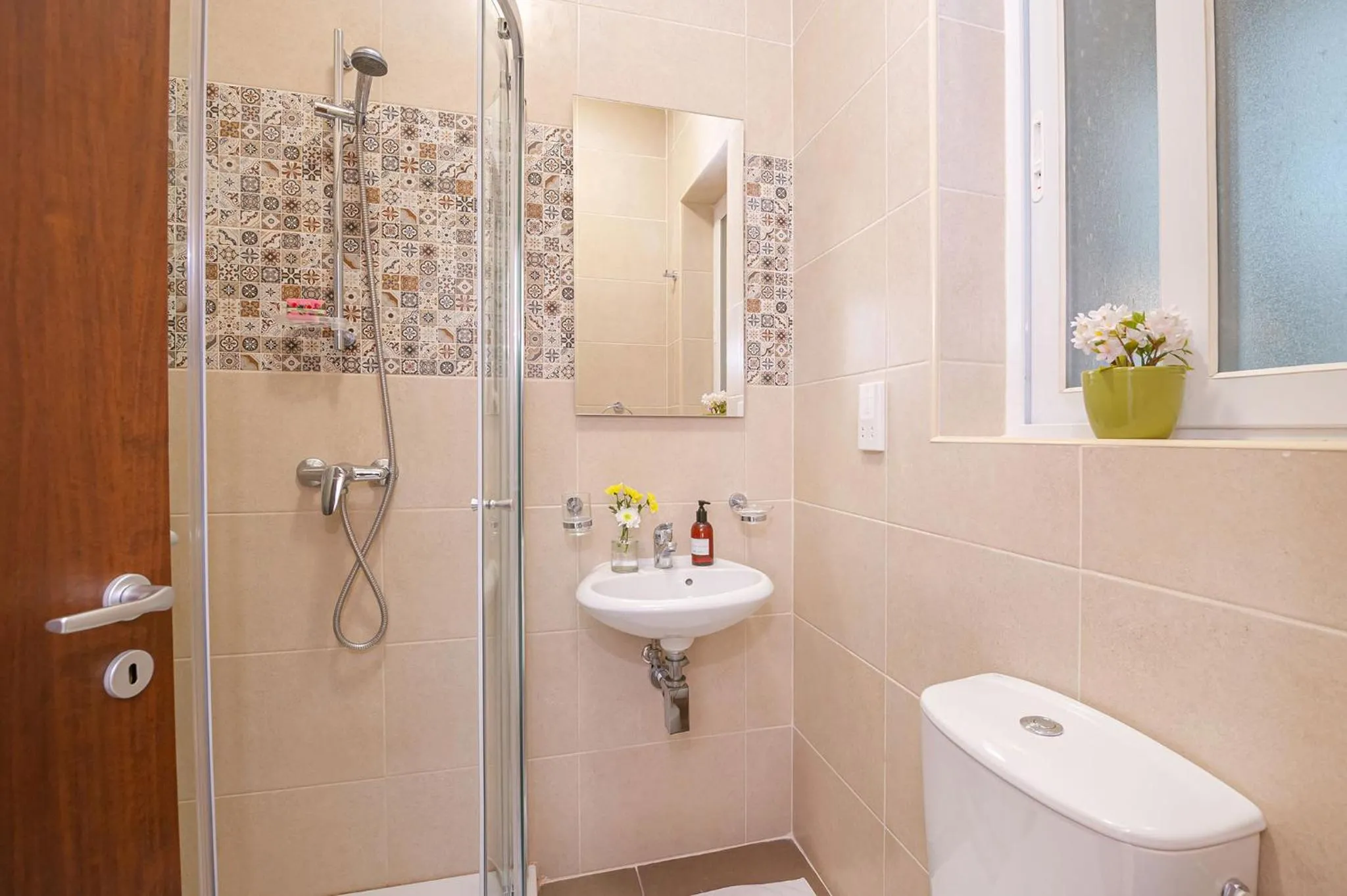 Hillock Residence Apartments