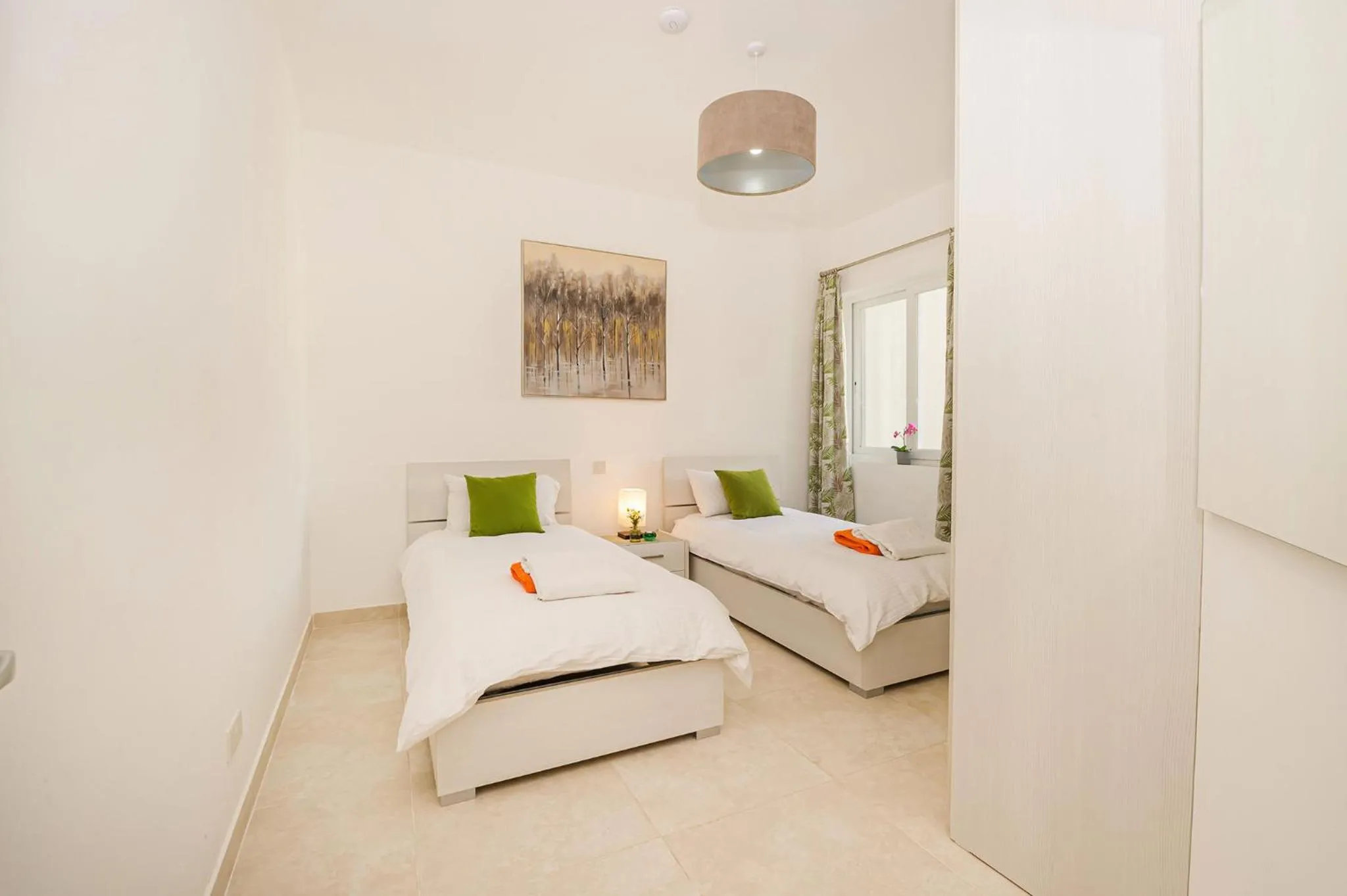 Bed in Hillock Residence Apartments