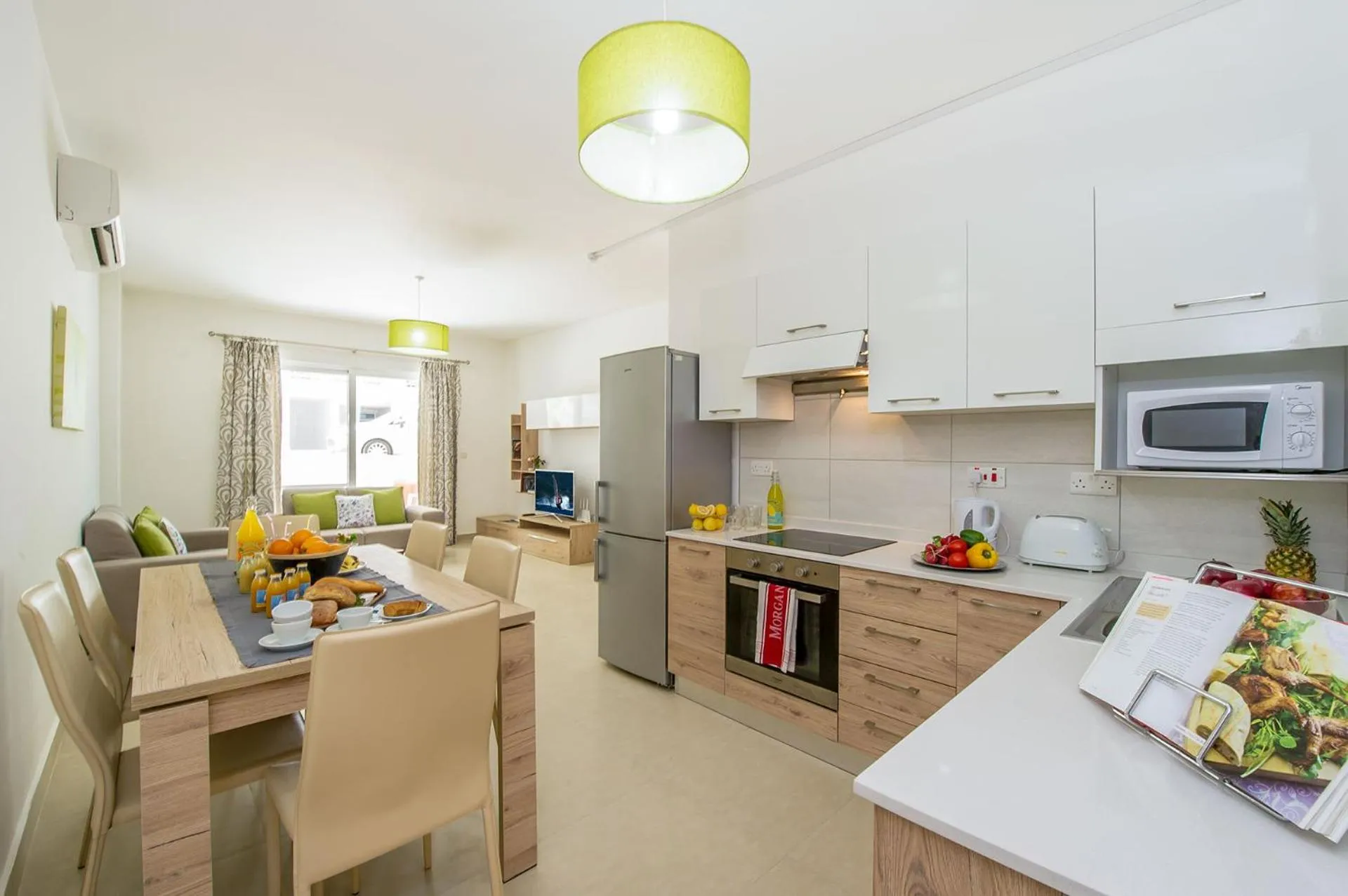 Kitchen or kitchenette in Hillock Residence Apartments