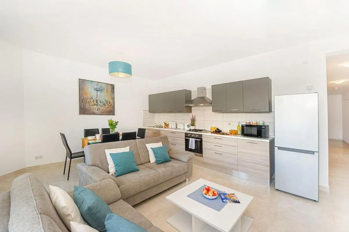 Other in Hillock Residence Apartments
