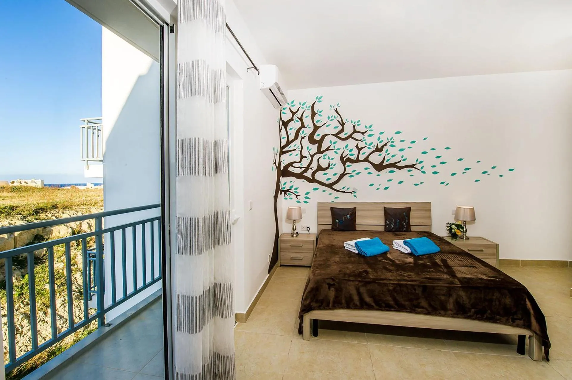 Bedroom, Bed in Hillock Residence Apartments