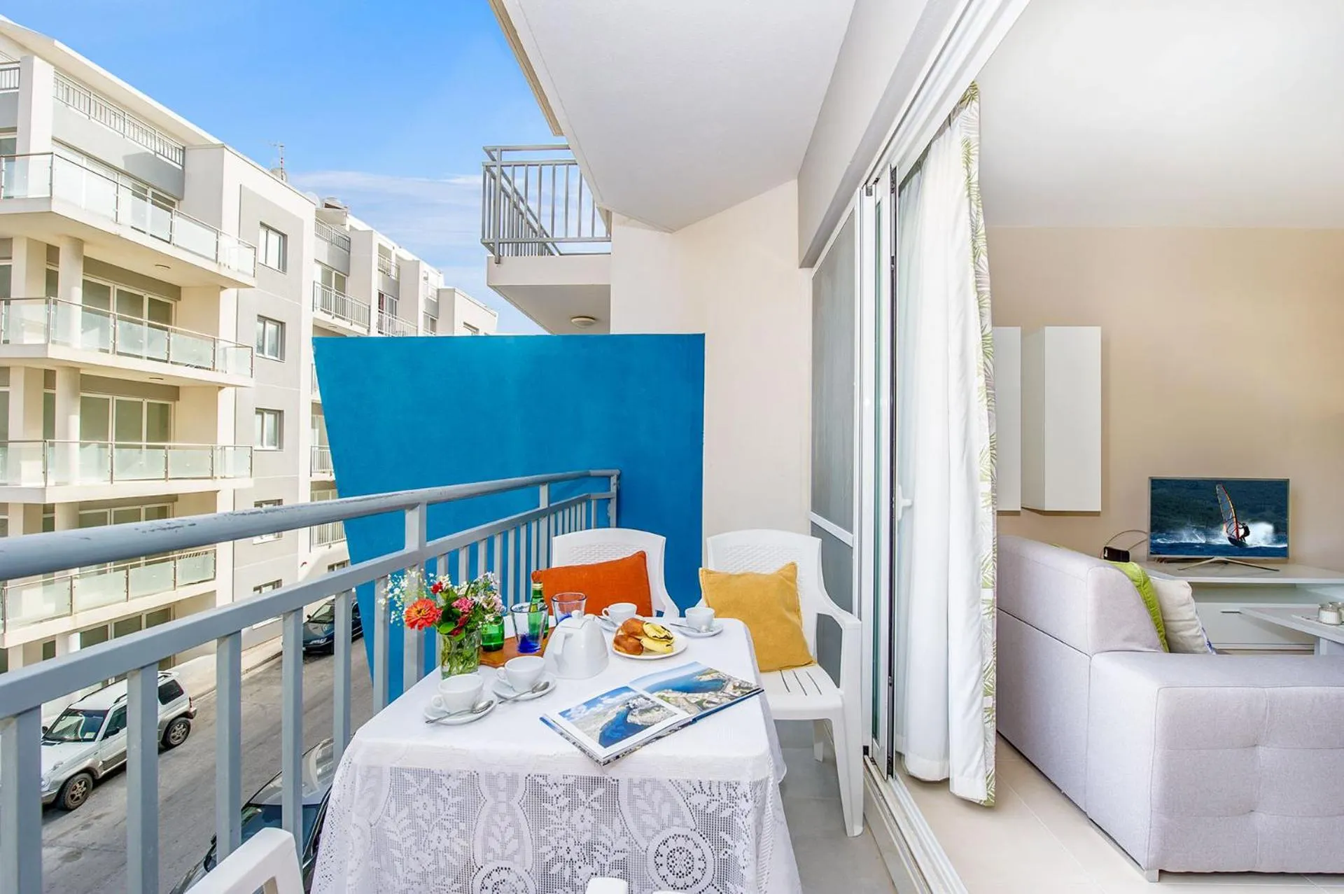 Balcony/Terrace in Hillock Residence Apartments