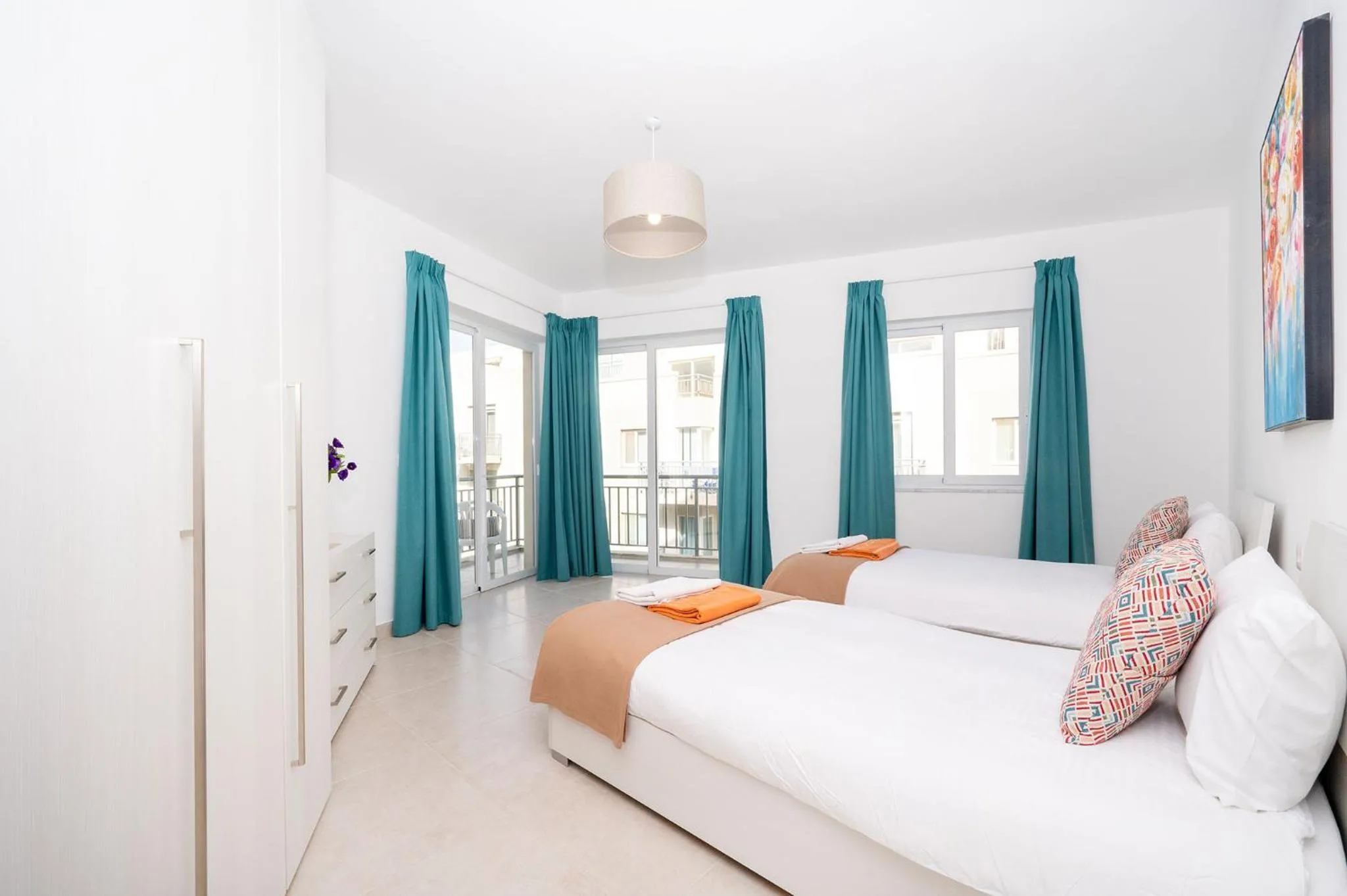 Bed in Hillock Residence Apartments