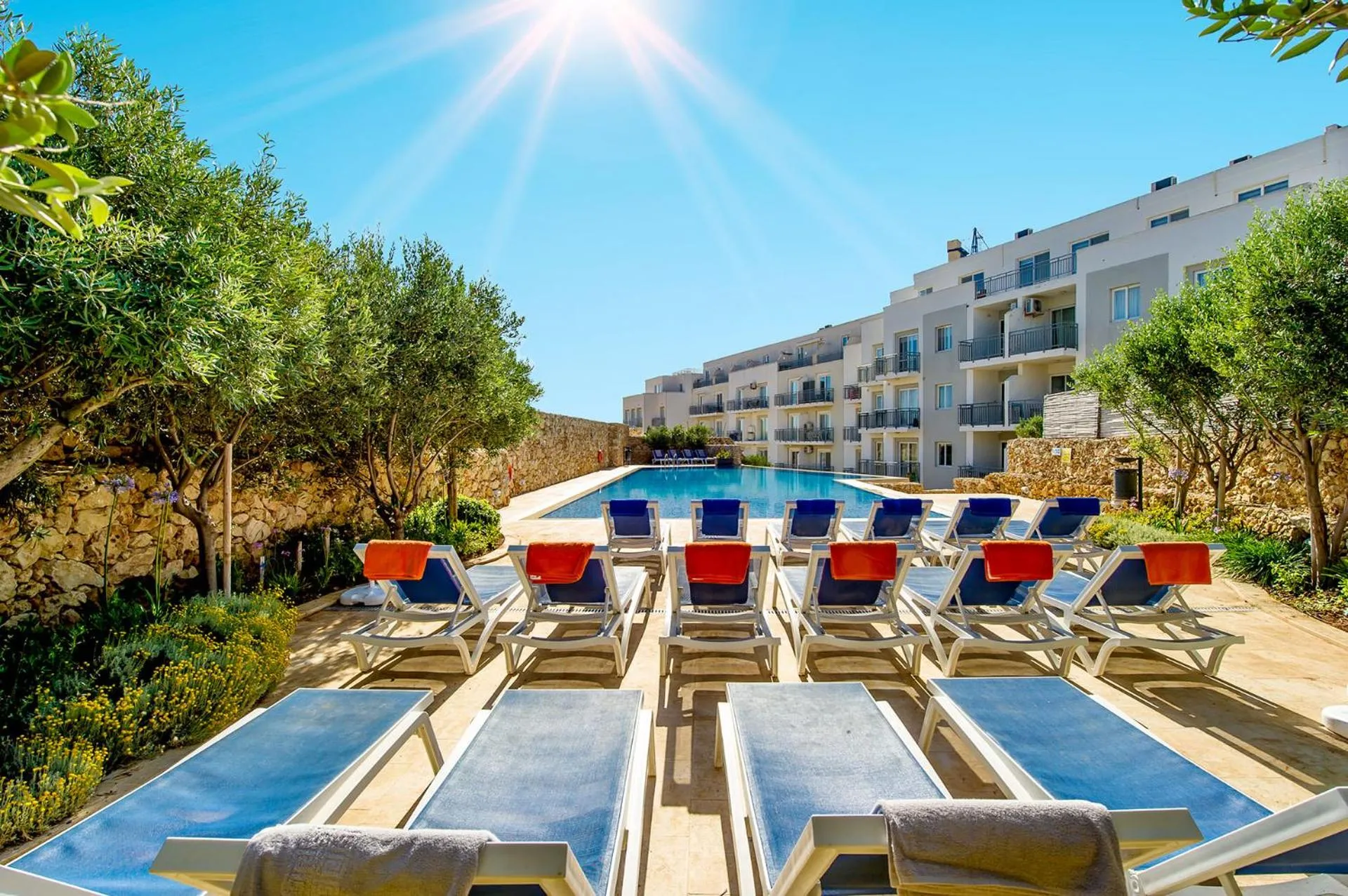 Pool view in Hillock Residence Apartments