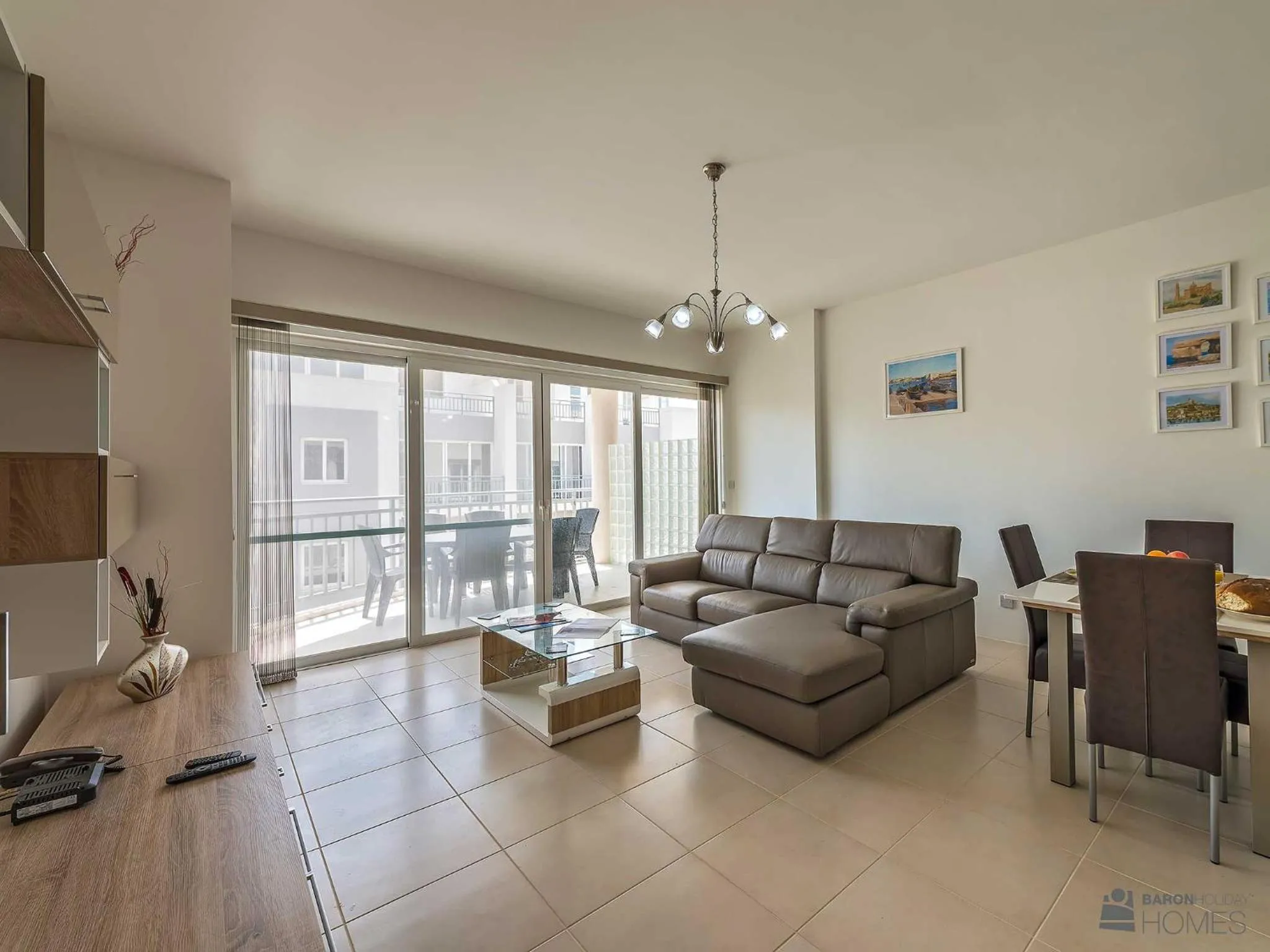 Balcony/Terrace in Hillock Residence Apartments