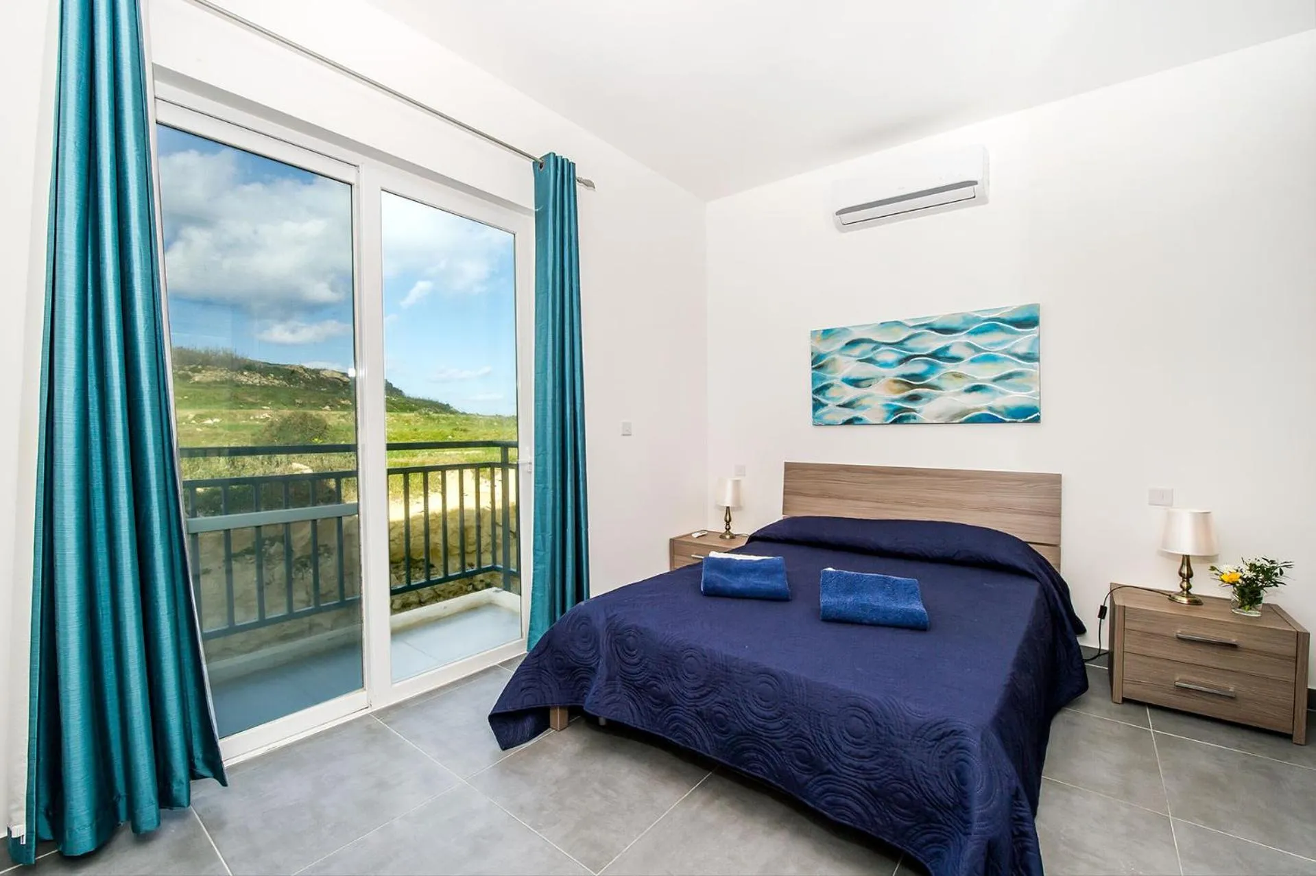 Bedroom, Bed in Hillock Residence Apartments