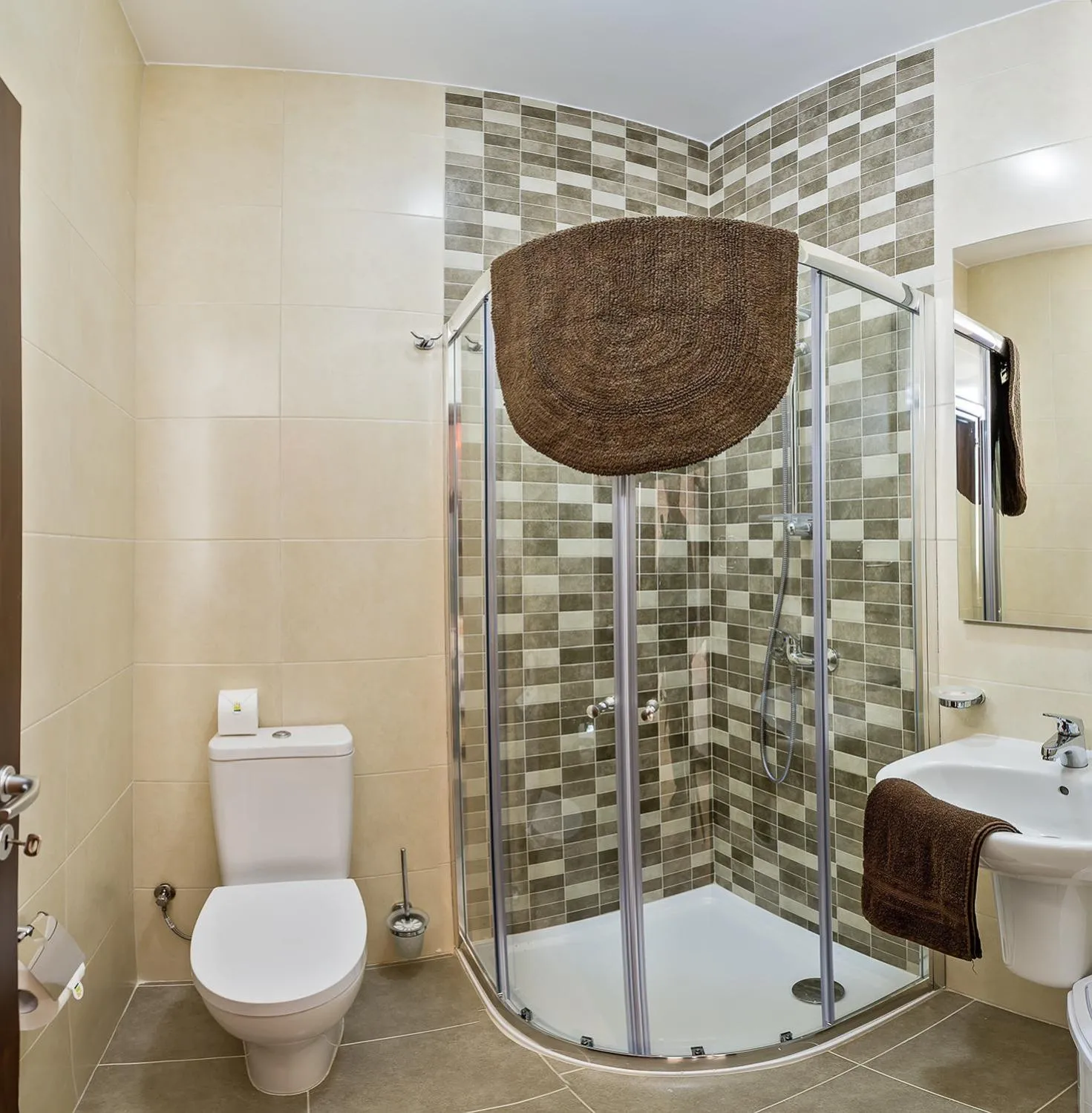 Hillock Residence Apartments