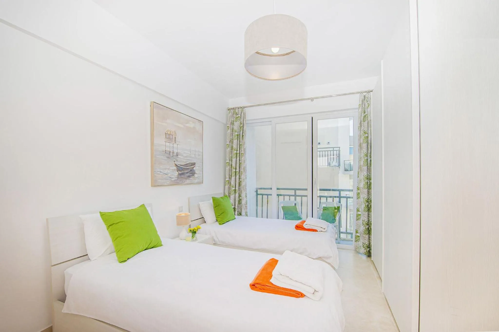 Bed in Hillock Residence Apartments