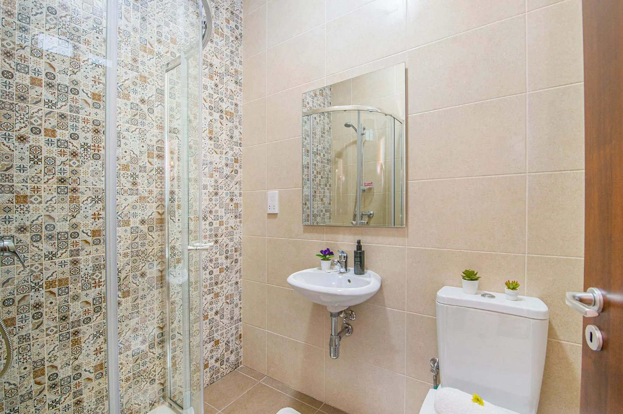 Hillock Residence Apartments