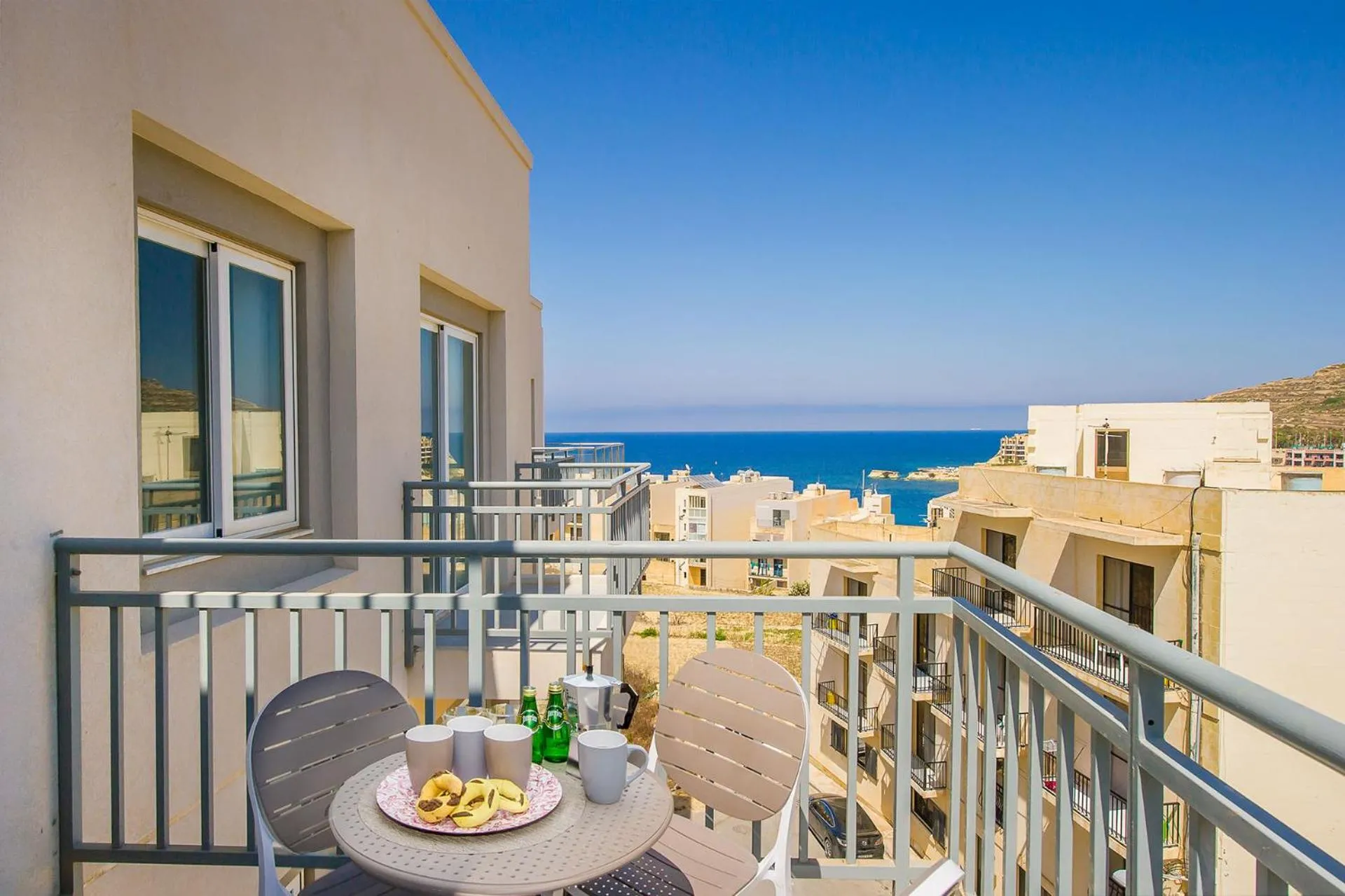 Balcony/Terrace in Hillock Residence Apartments