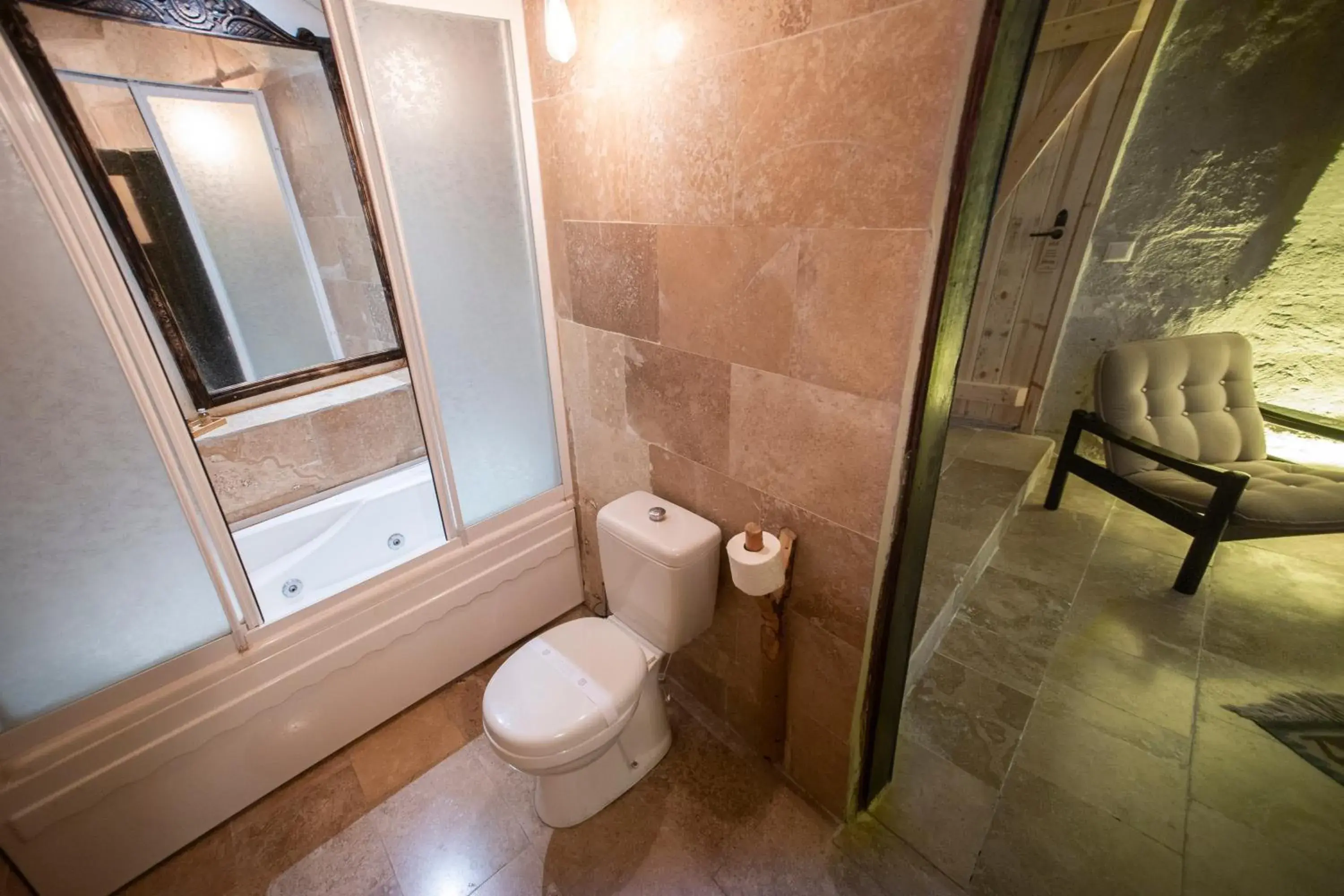 Cave Room with Jacuzzi 2 in Wish Cappadocia Love Cave Room with Jacuzzi 2 in Wish Cappadocia Love