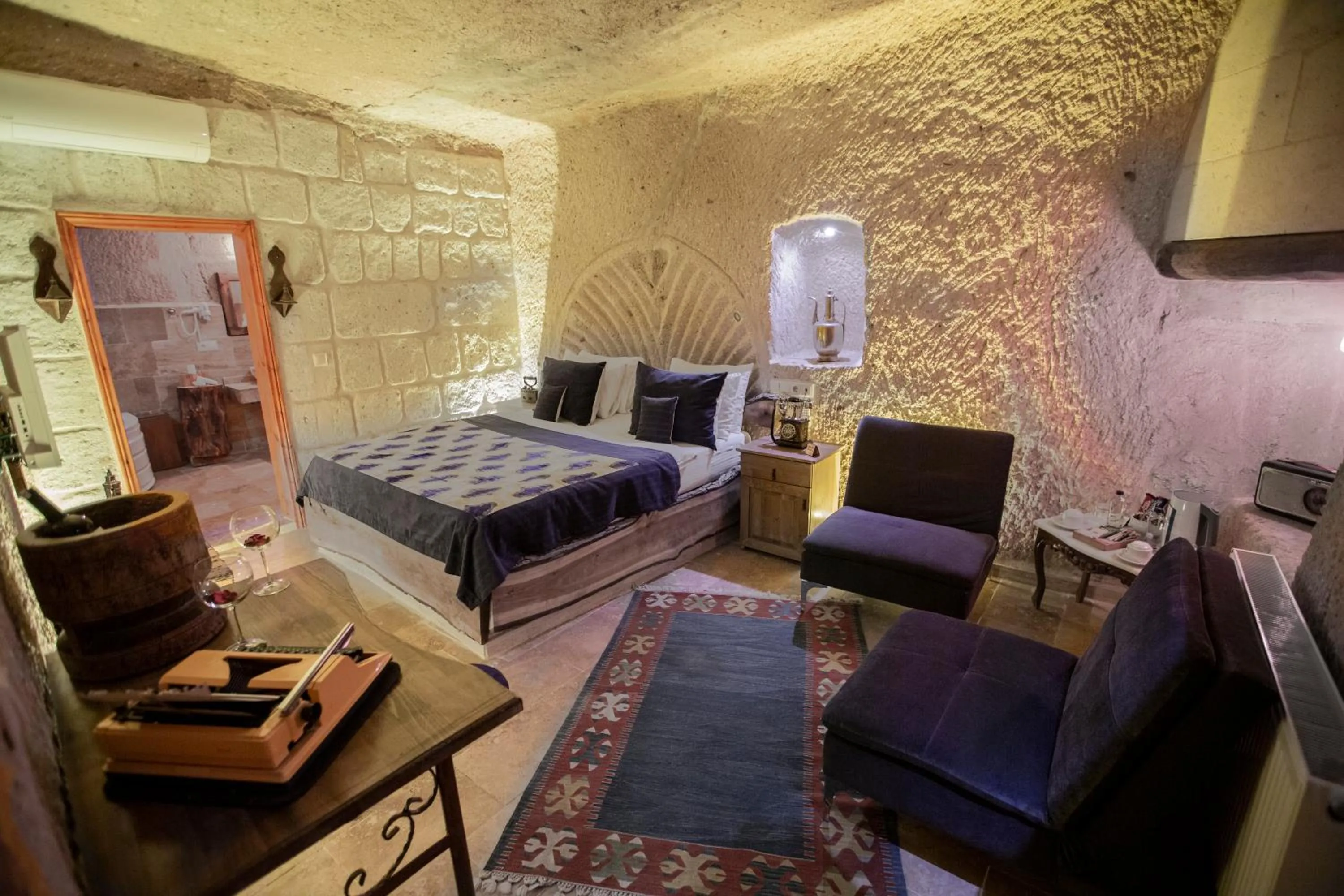 Photo of the whole room, Bed in Wish Cappadocia Luxury Boutique Chain Hotels