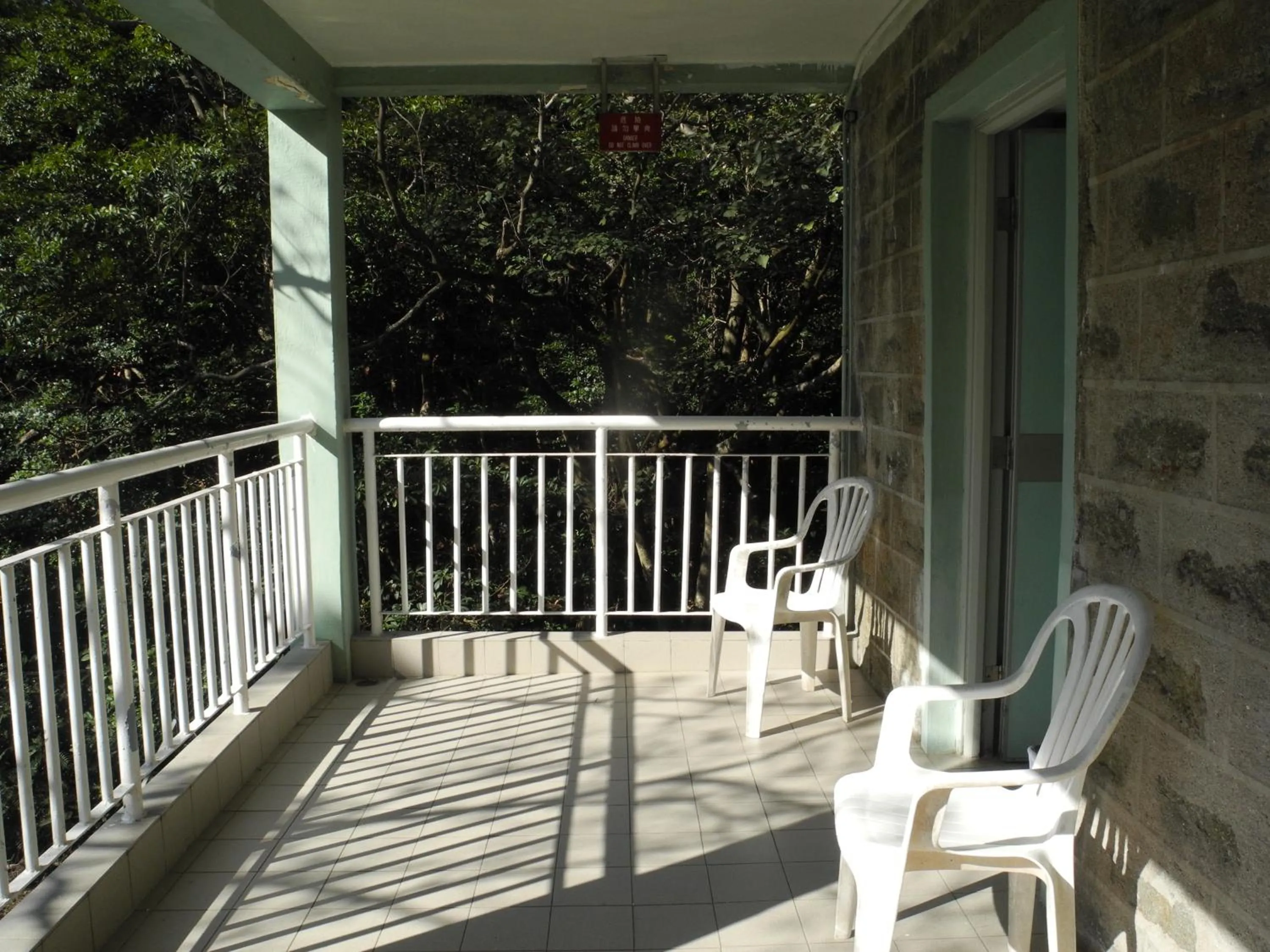 Balcony/Terrace in YHA Ngong Ping SG Davis Youth Hostel