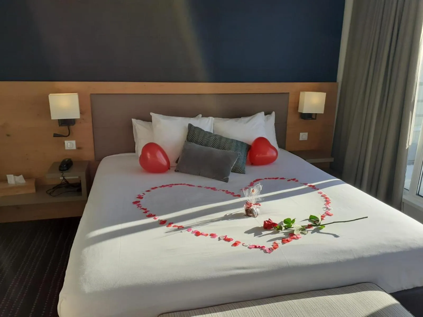 Property building, Bed in Le Lodge Brit Hotel Strasbourg Zenith