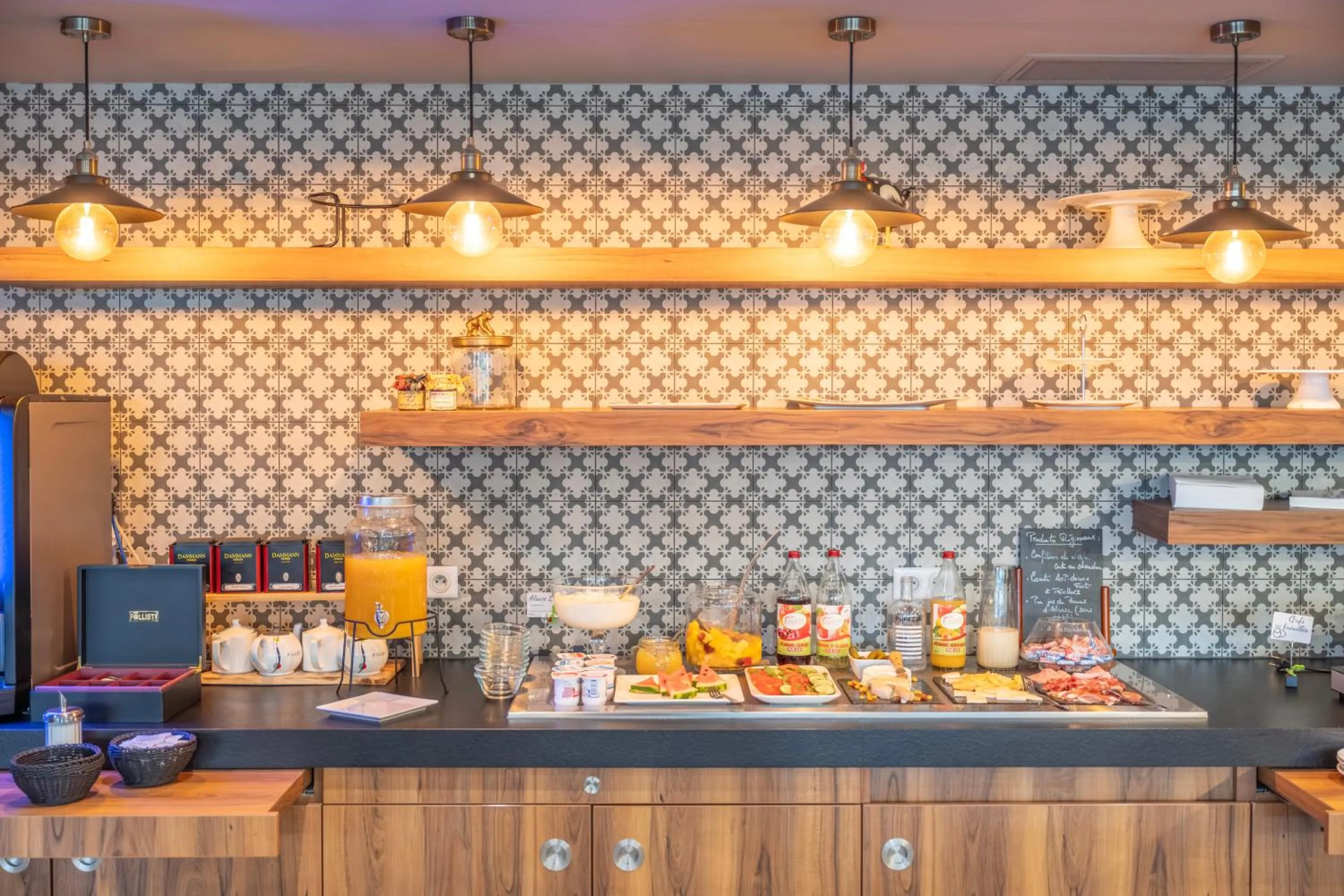 Breakfast in Le Lodge Brit Hotel Strasbourg Zenith