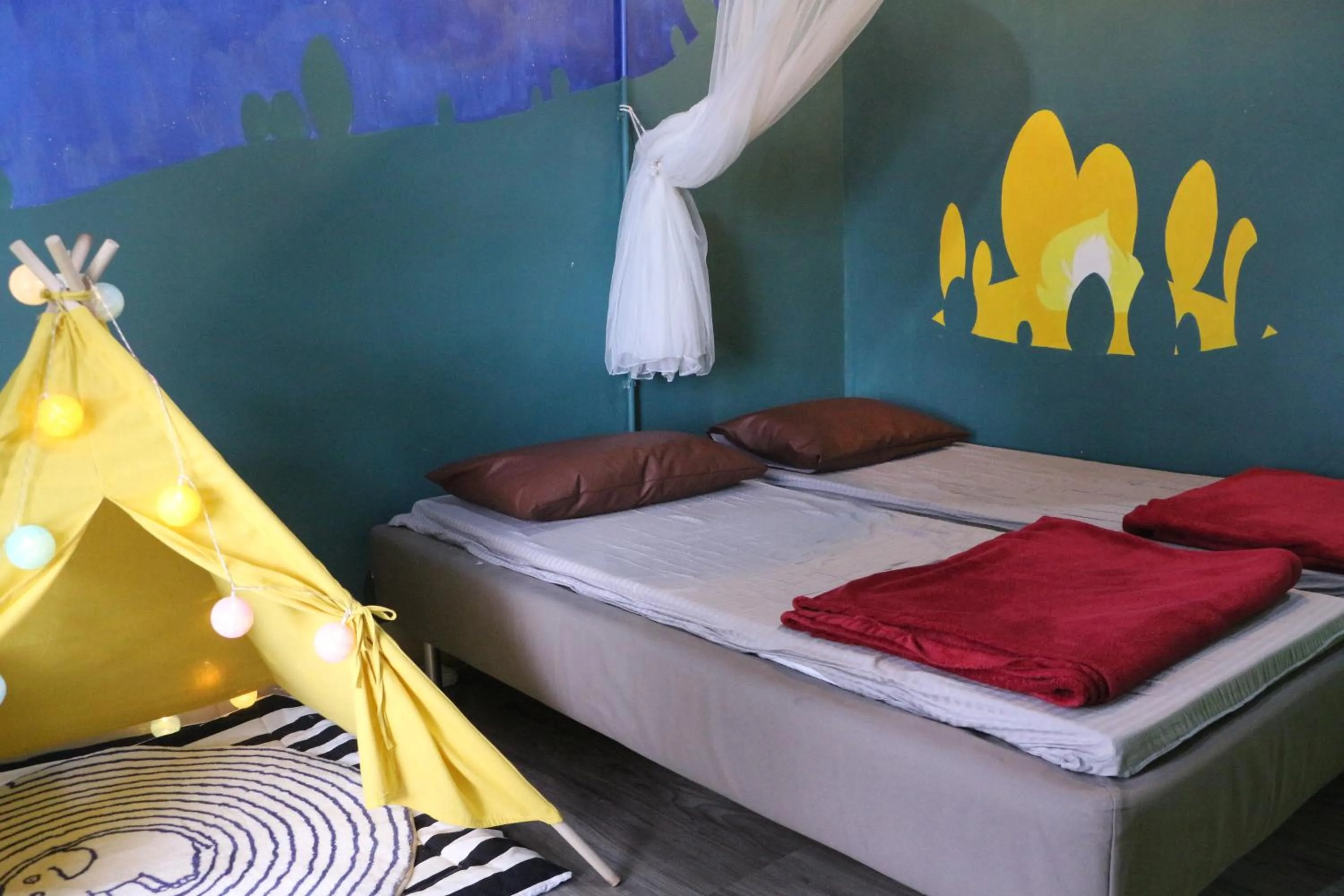 Bed in YHA Bradbury Jockey Club Youth Hostel