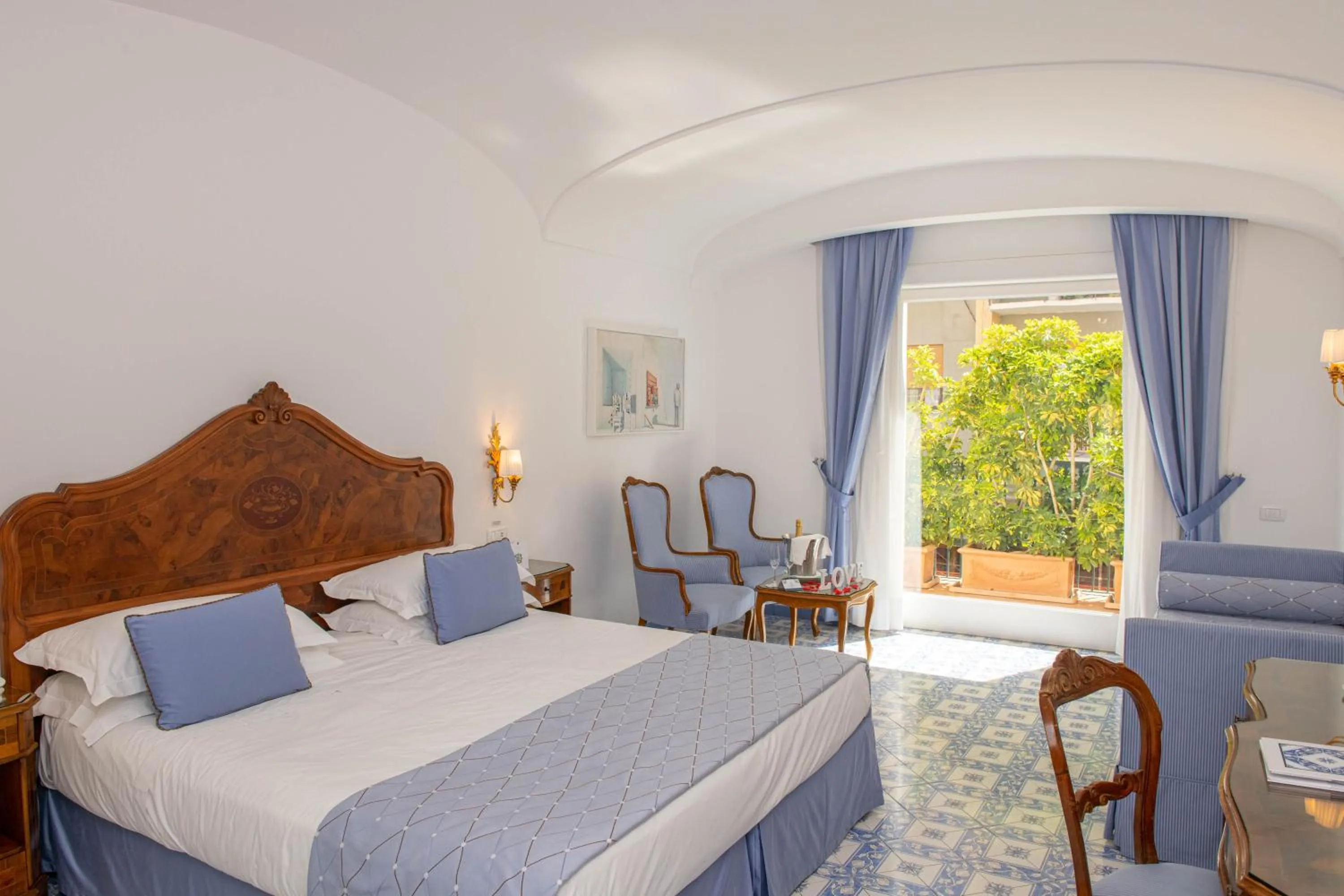 Bed in Grand Hotel La Favorita