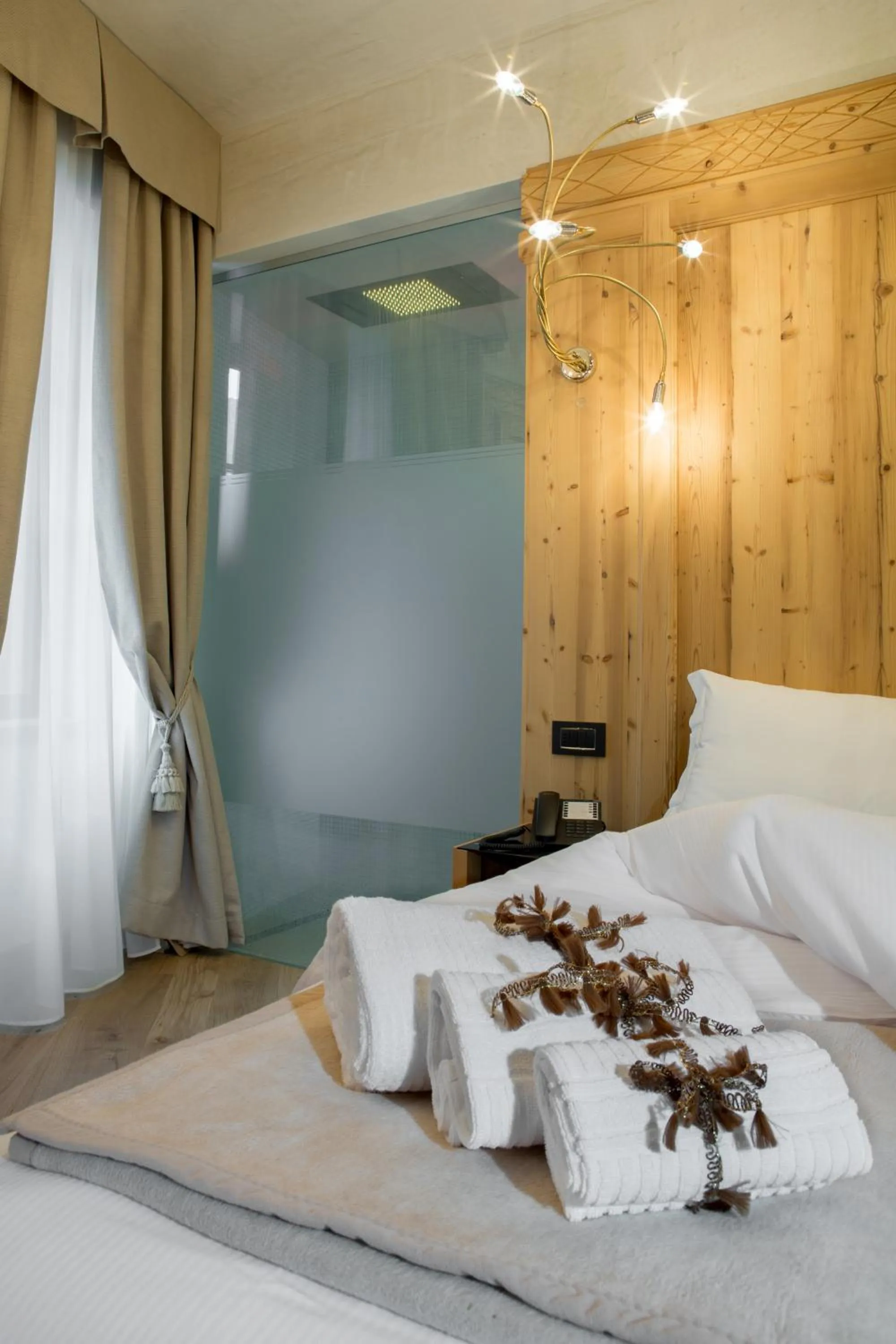 Bedroom, Bed in Hotel Orso Grigio