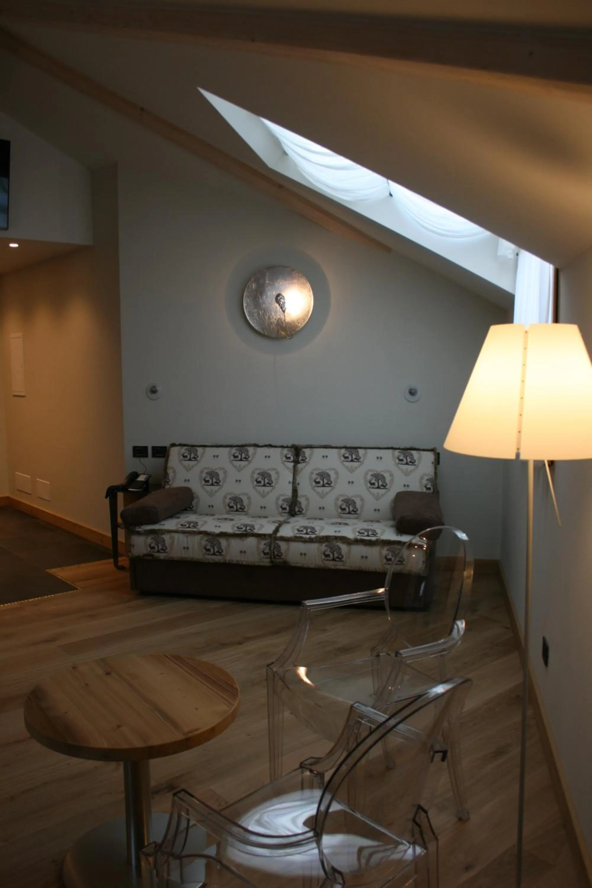 Photo of the whole room in Hotel Orso Grigio