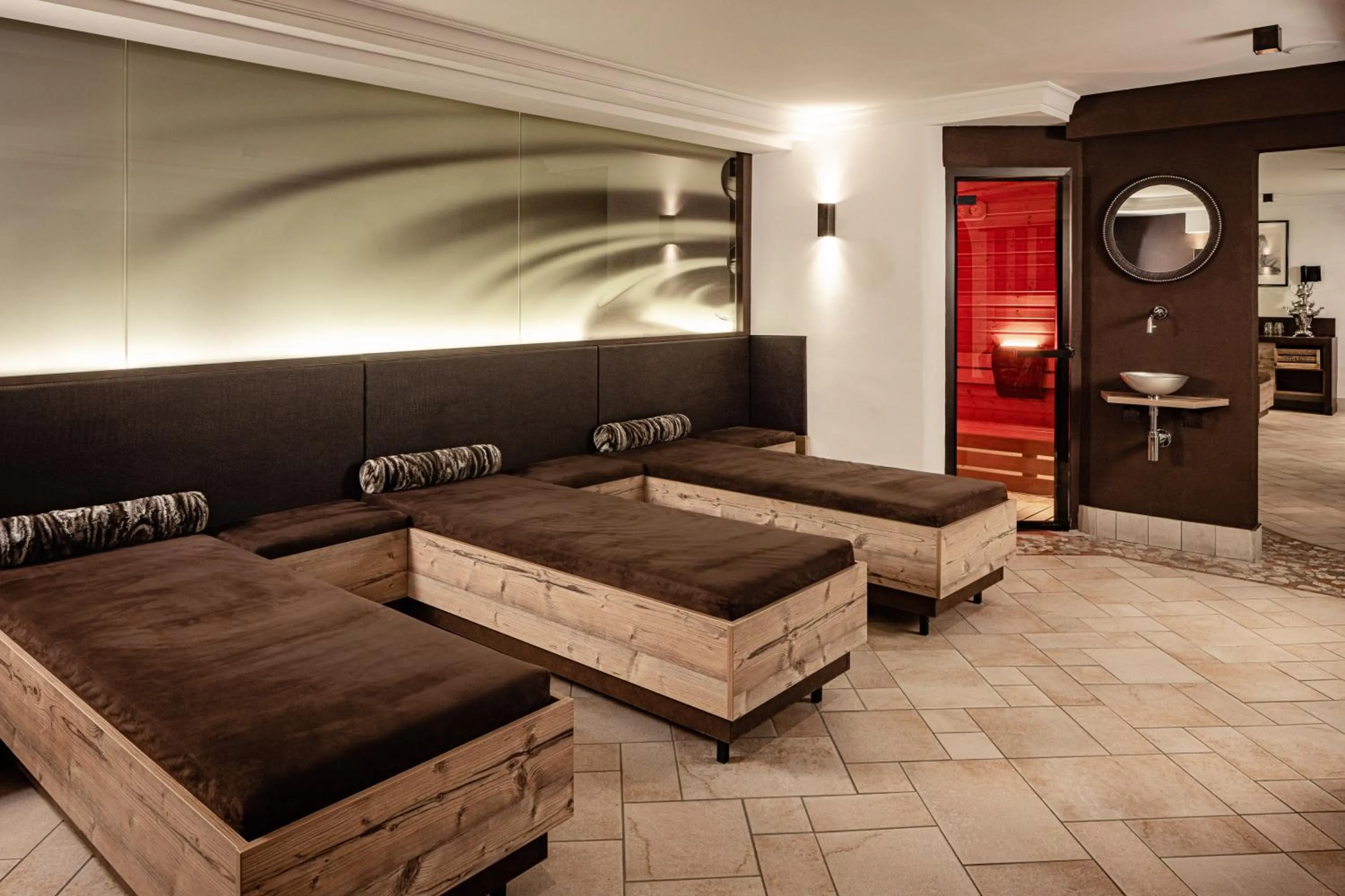 Massage in Boutique & Fashion Hotel Maciaconi - Gardenahotels