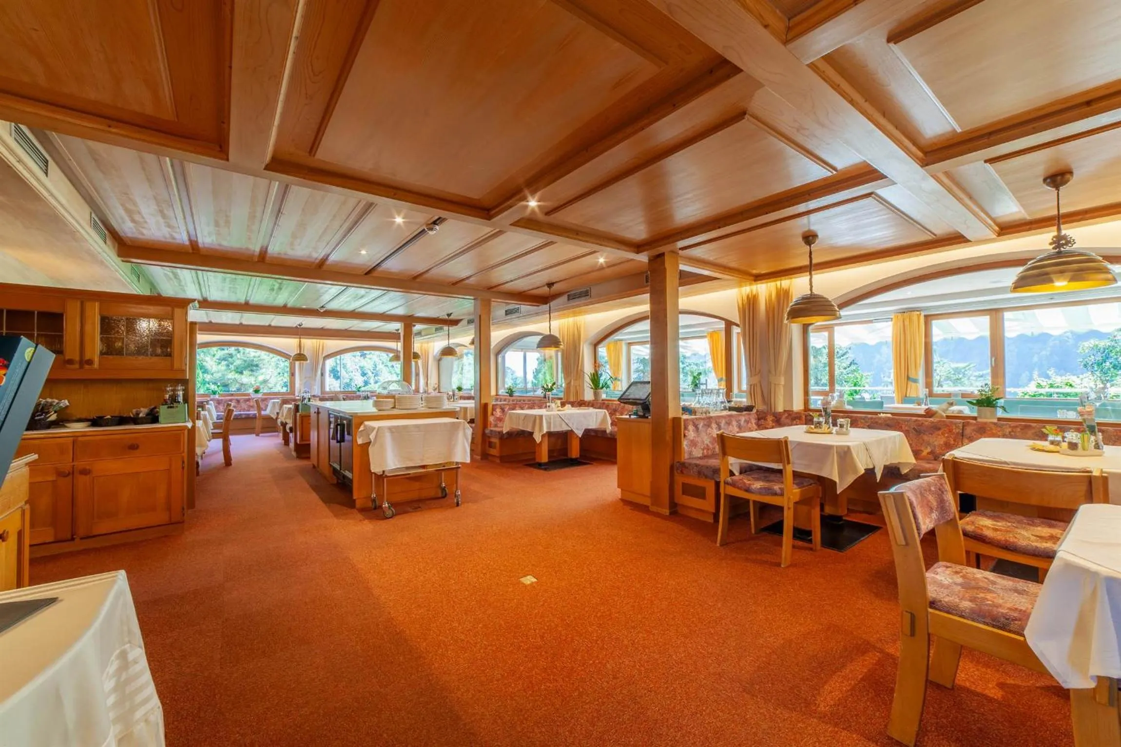 Restaurant/places to eat in Hotel St. Pankraz