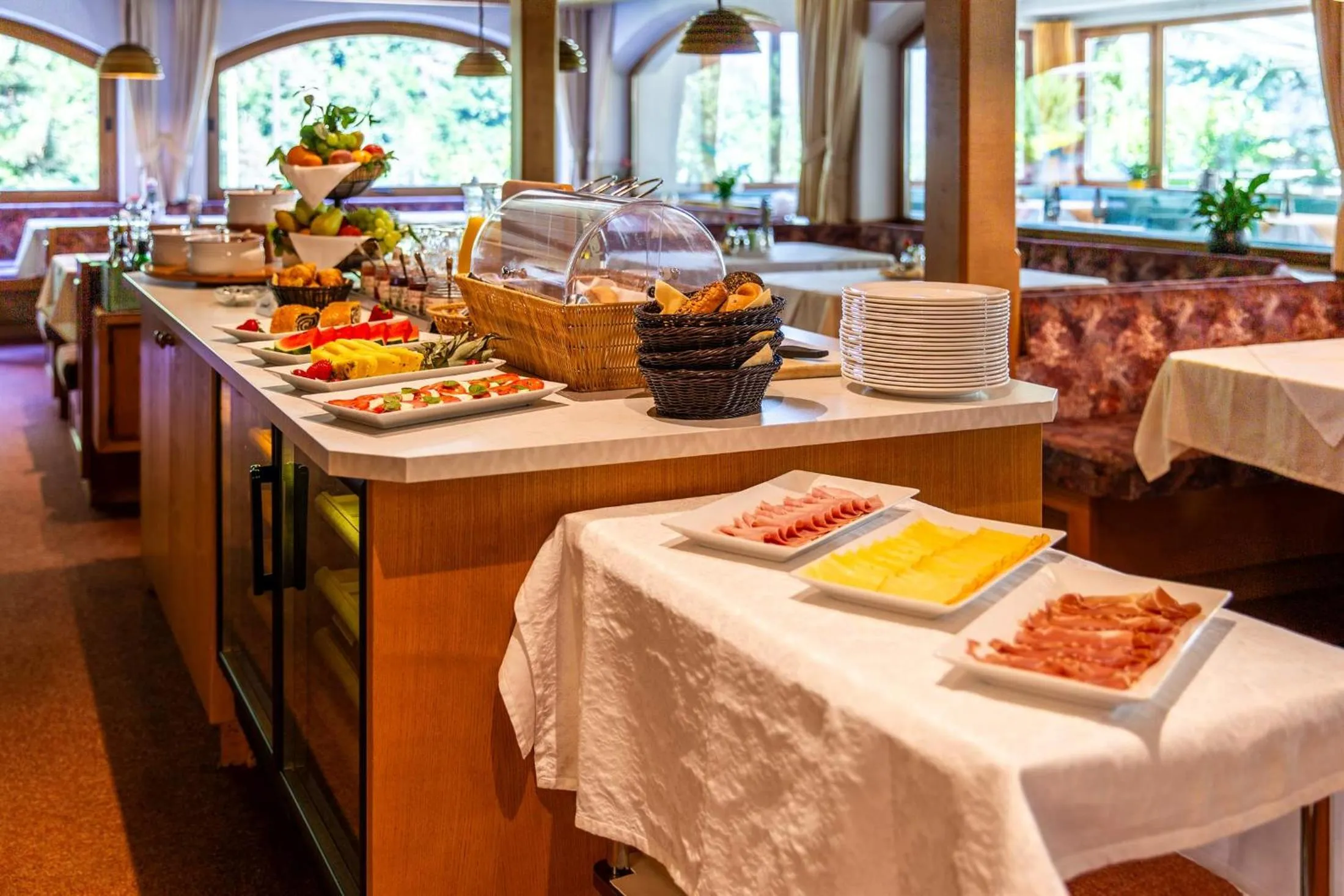 Restaurant/places to eat in Hotel St. Pankraz