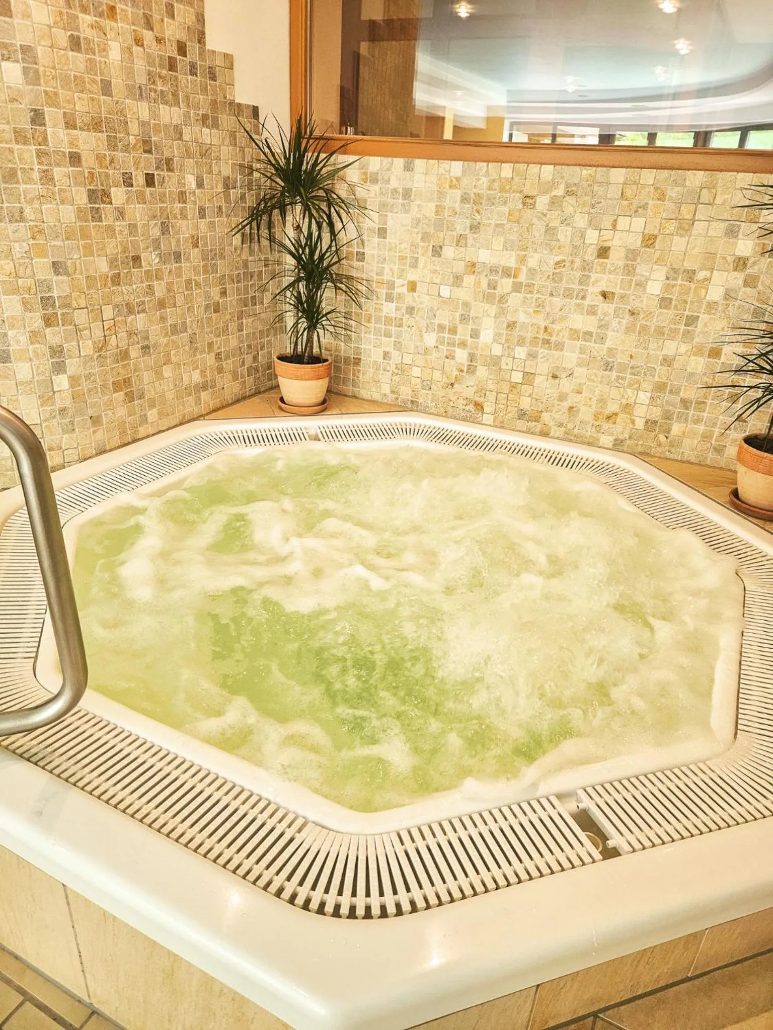Hot Tub in Hotel St. Pankraz