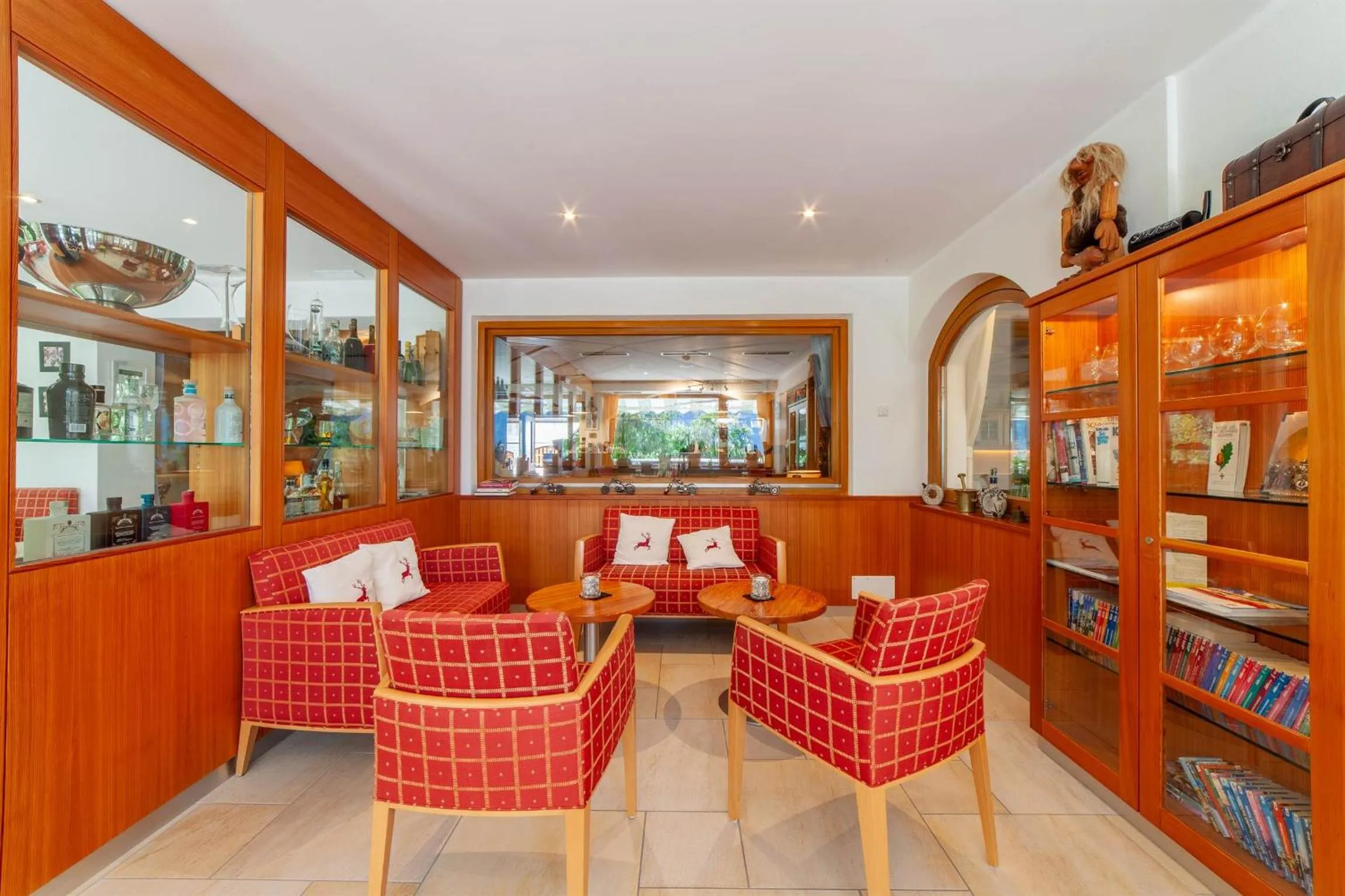 Library in Hotel St. Pankraz