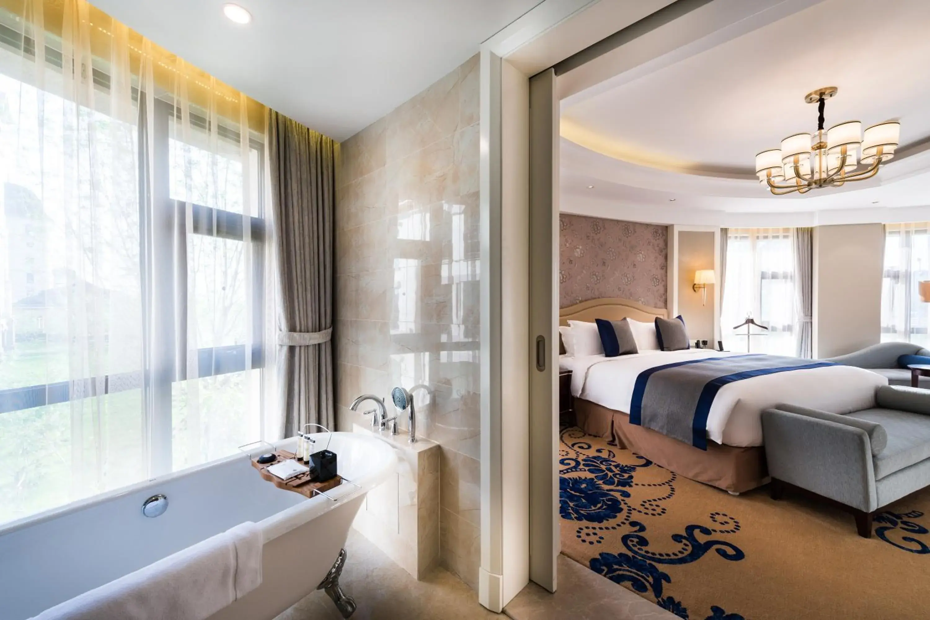 Bathroom, Bed in Pullman Tangshan Bathroom, Bed in Pullman Tangshan