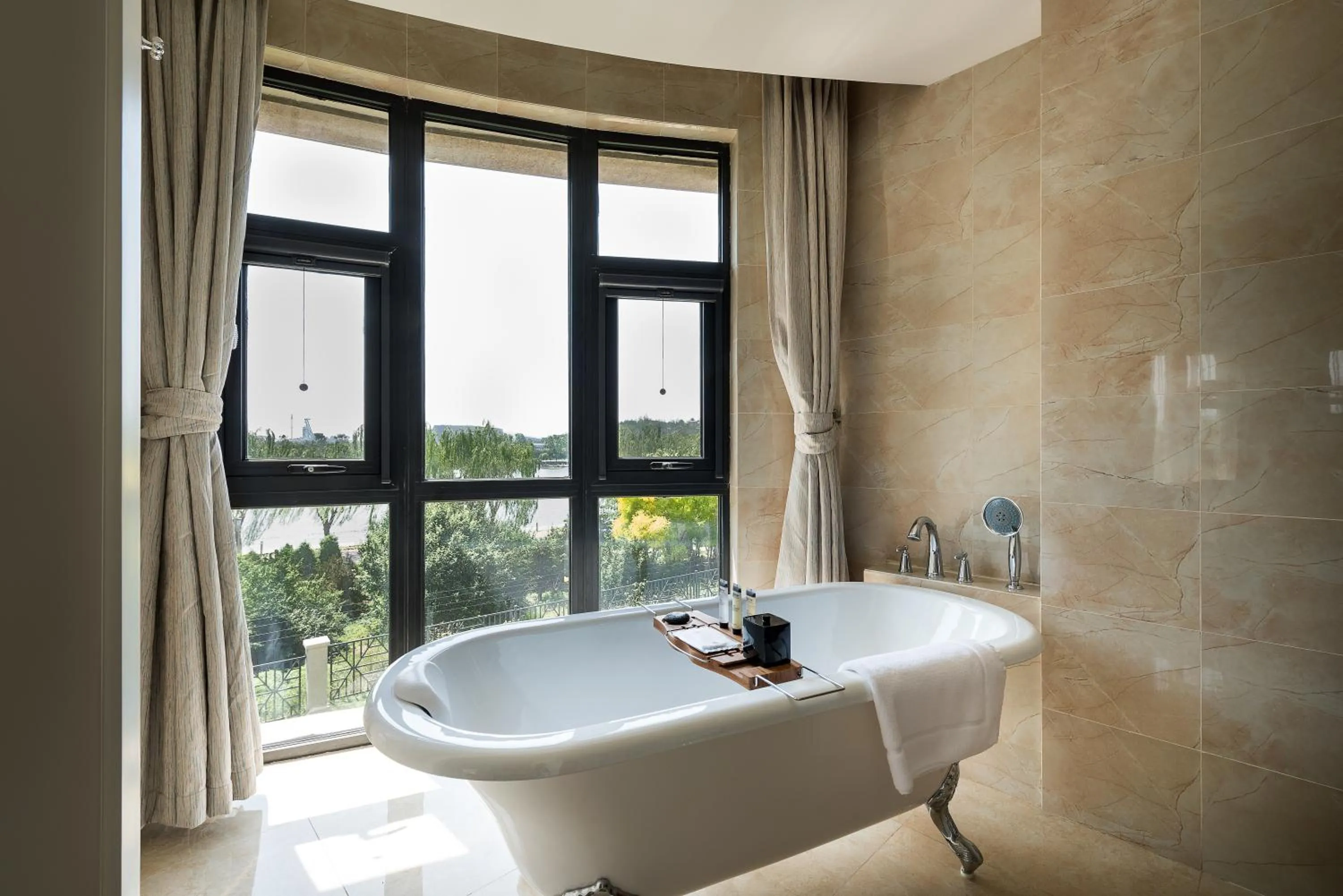 Bathroom in Pullman Tangshan