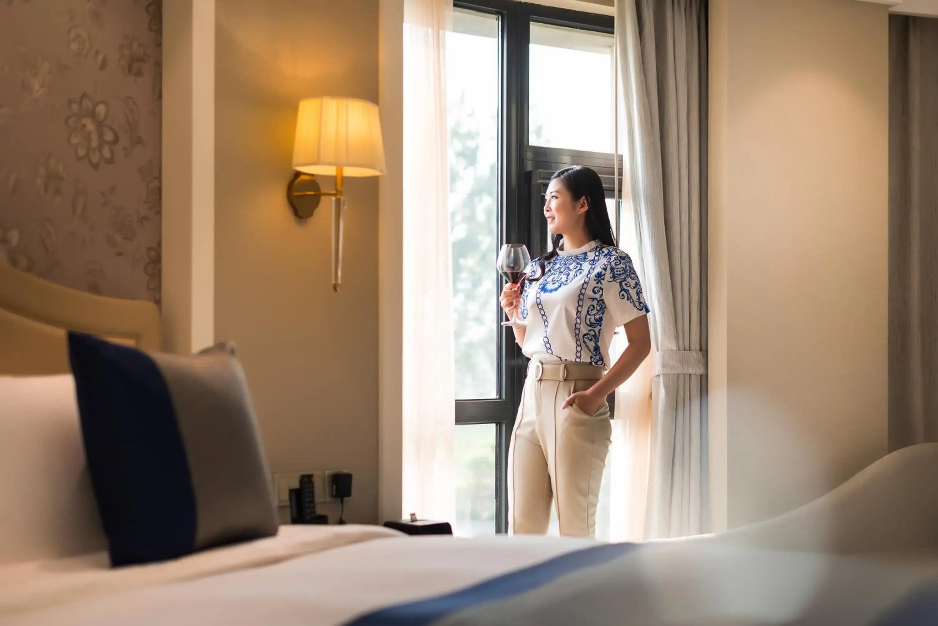 Decorative detail, Bed in Pullman Tangshan Decorative detail, Bed in Pullman Tangshan