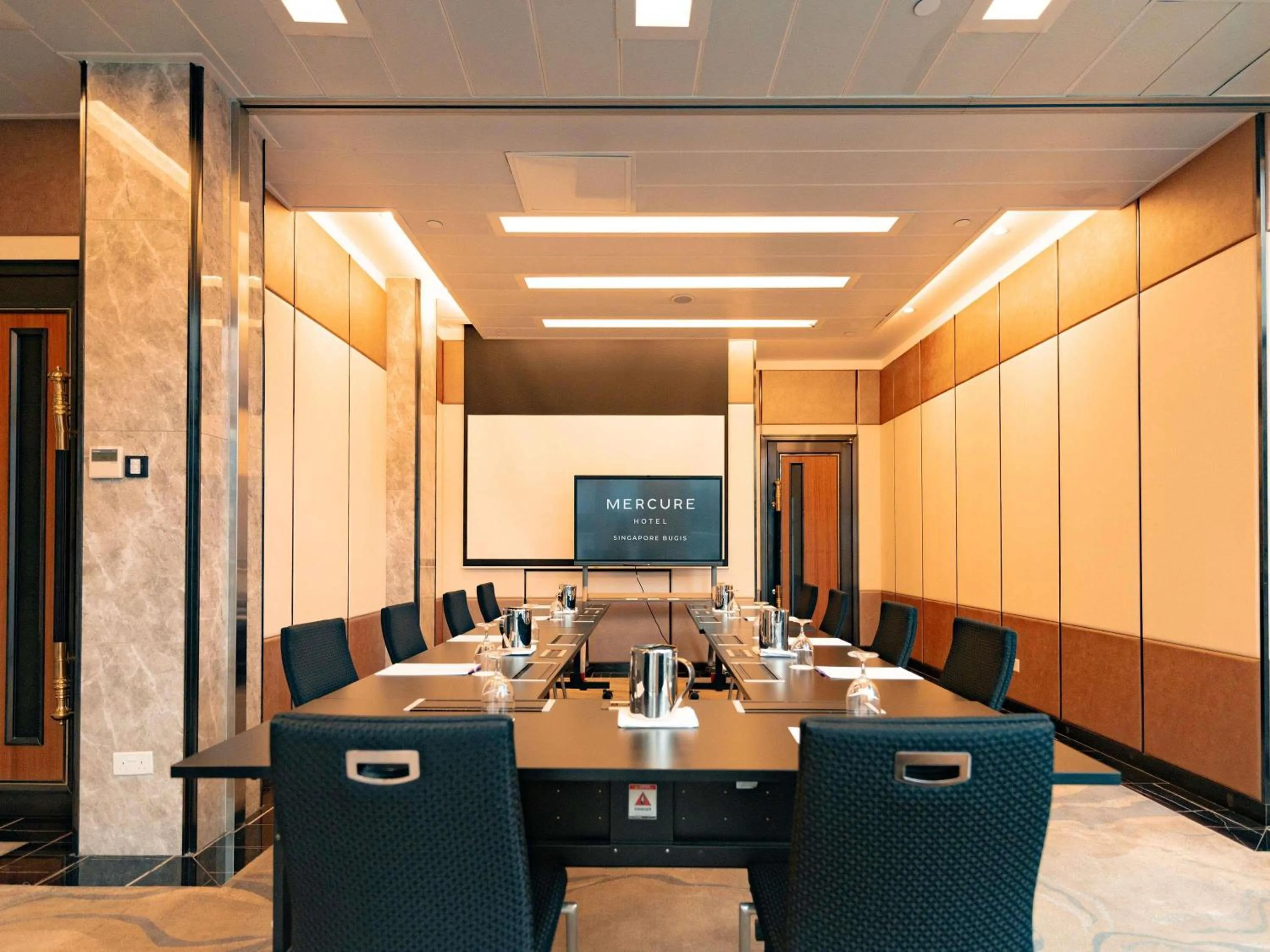 Meeting/conference room in Mercure Singapore Bugis