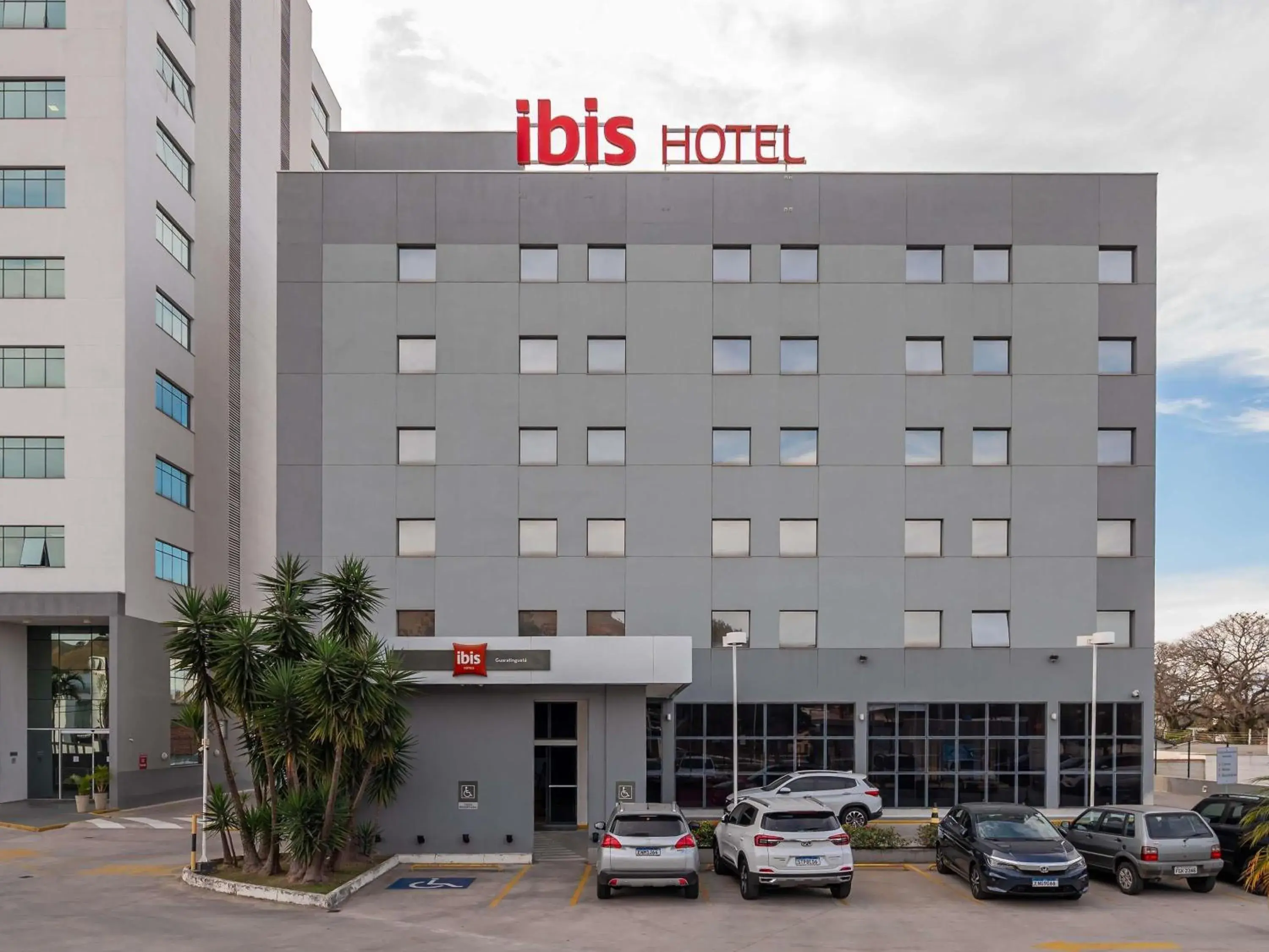 Property building in Ibis Guaratingueta Aparecida - Circuito da Fé Property building in Ibis Guaratingueta Aparecida - Circuito da Fé