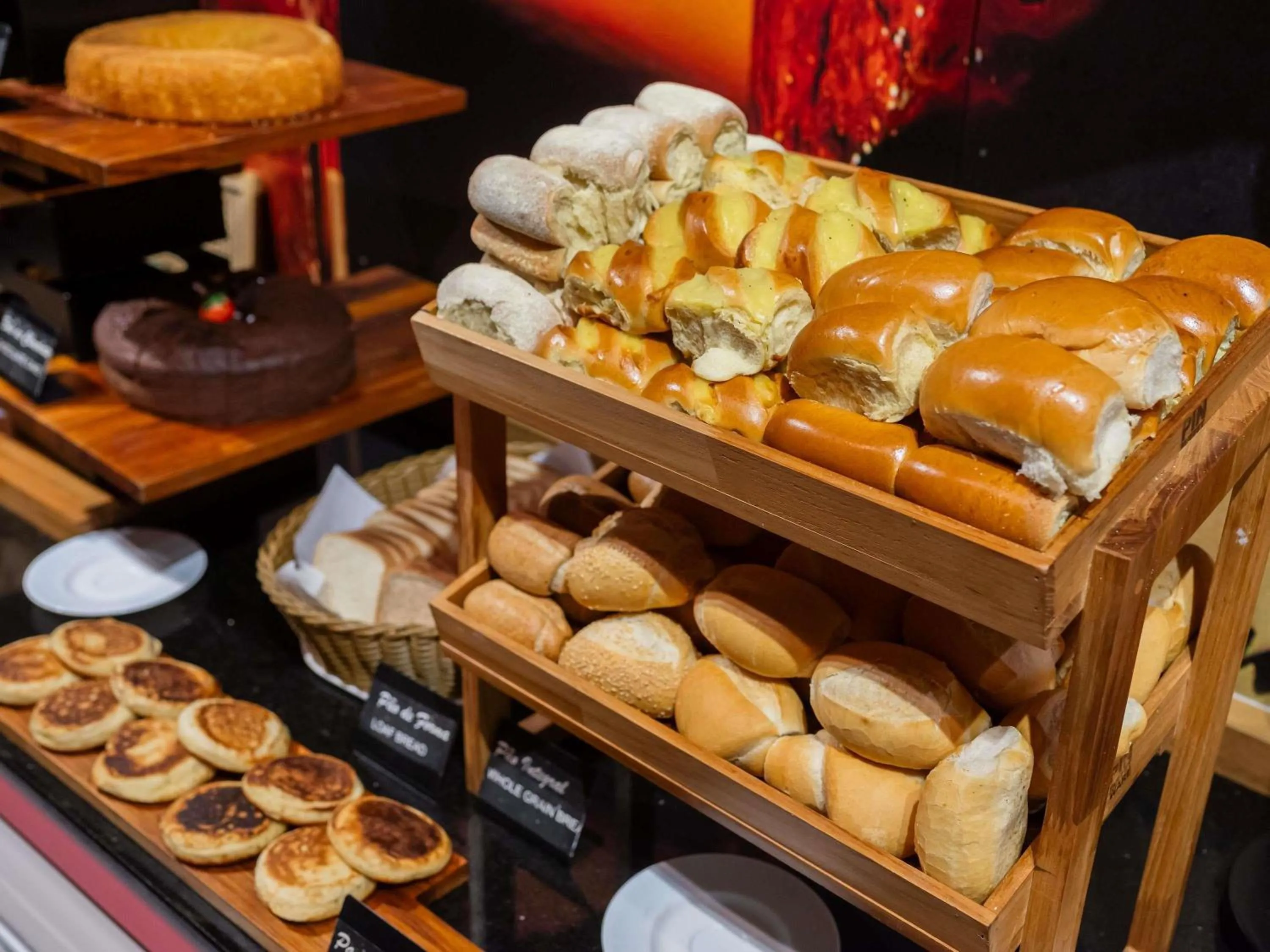 Breakfast in Ibis Guaratingueta Aparecida - Circuito da Fé