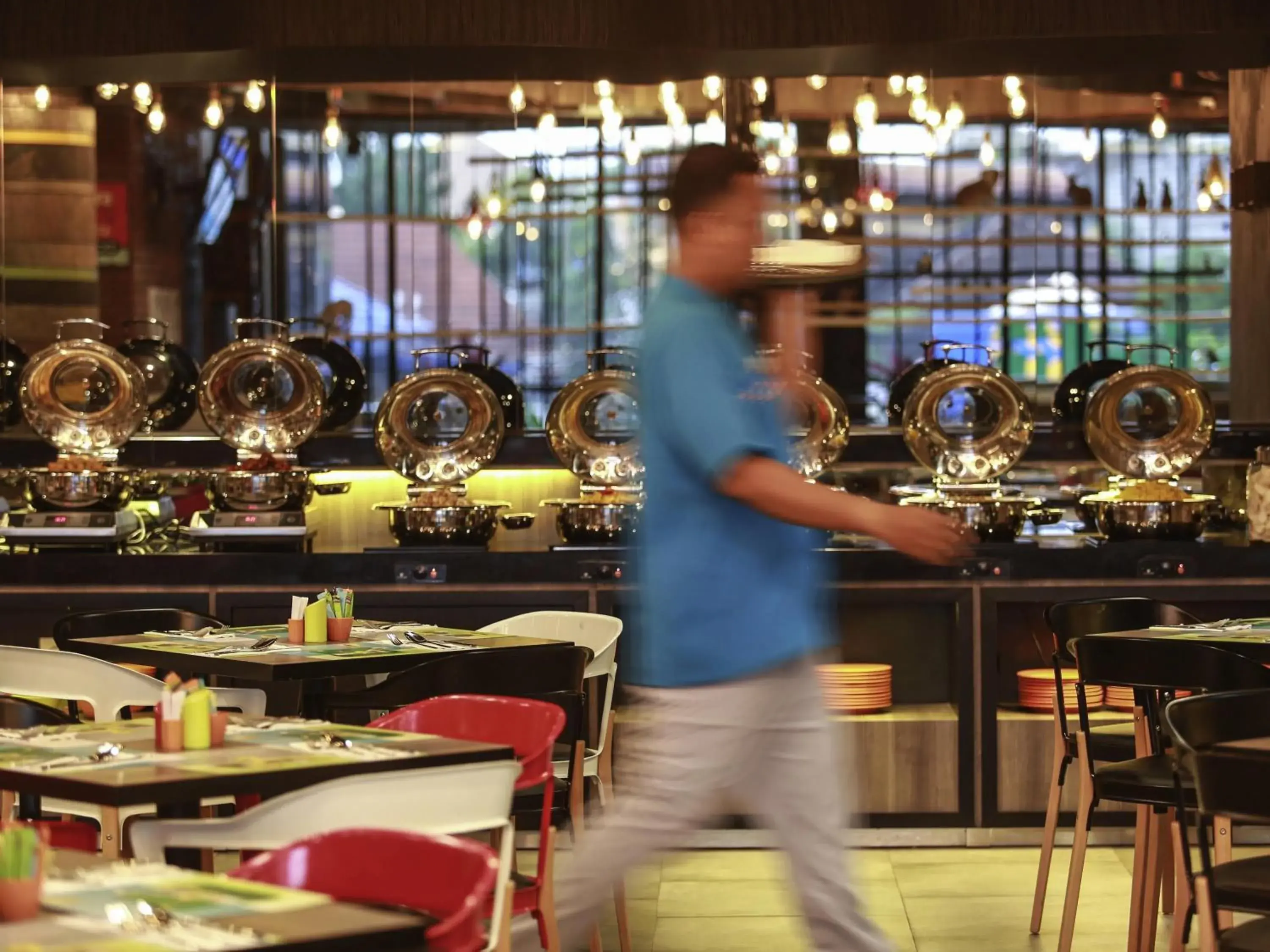 Restaurant/places to eat in Ibis Styles Makassar Sam Ratulangi Restaurant/places to eat in Ibis Styles Makassar Sam Ratulangi